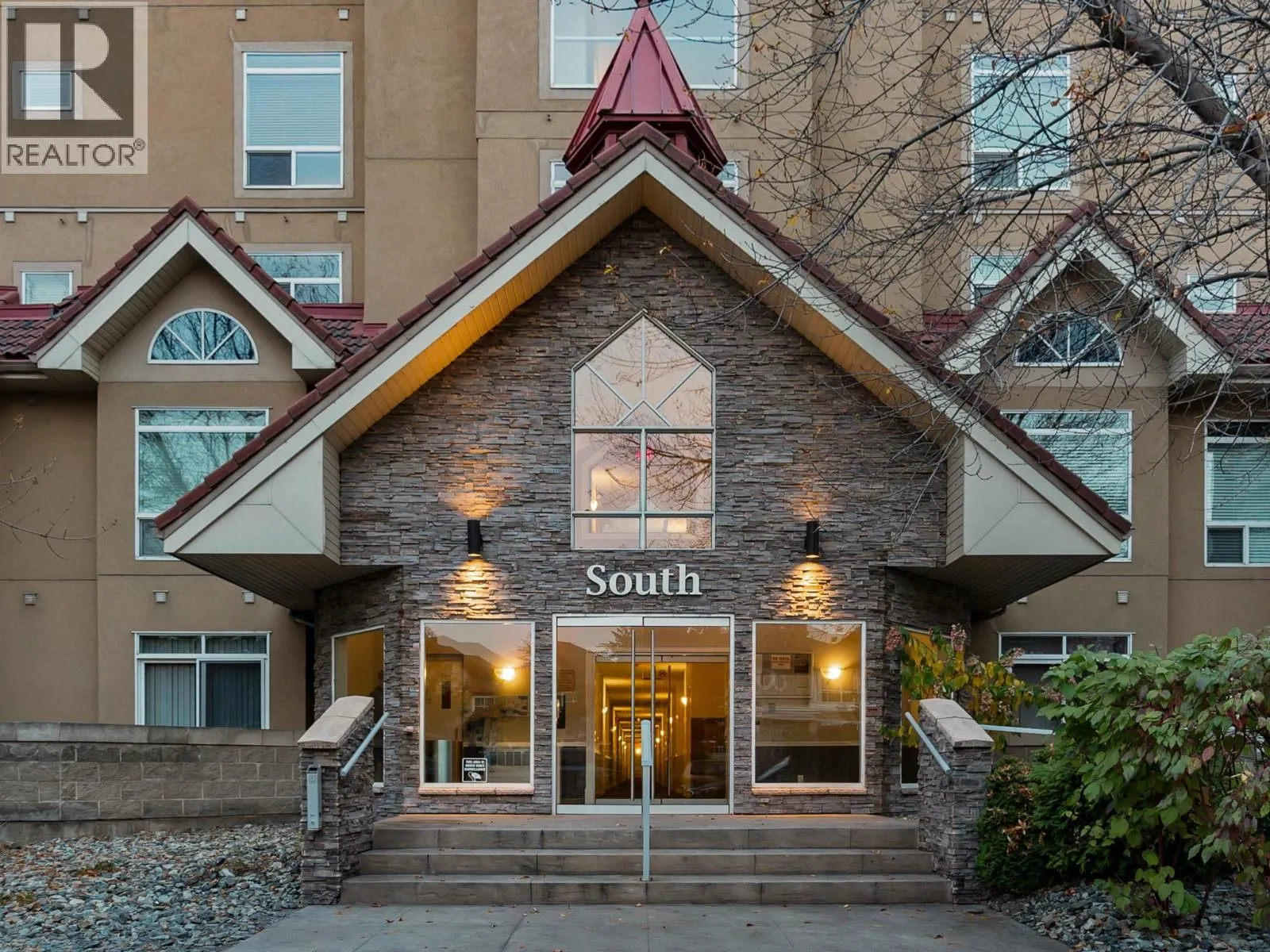 1088 Sunset Drive Unit# 242
