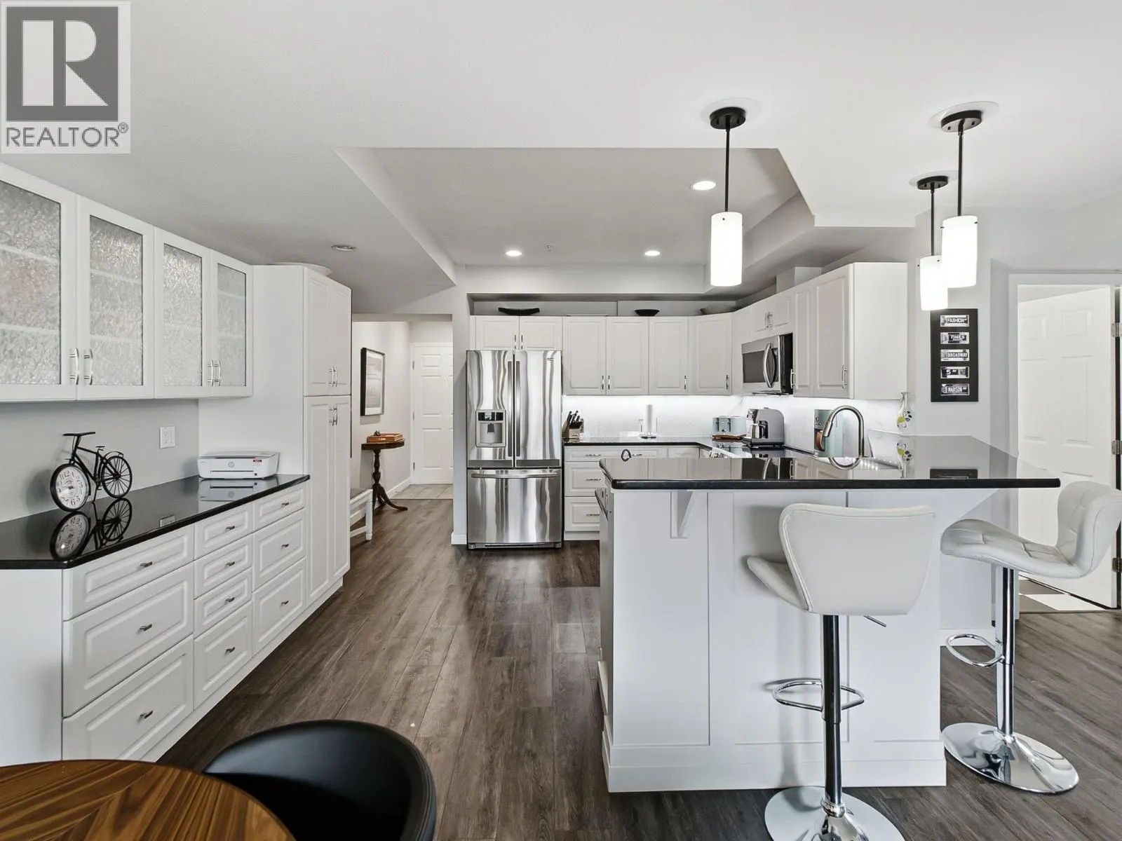 1088 Sunset Drive Unit# 242