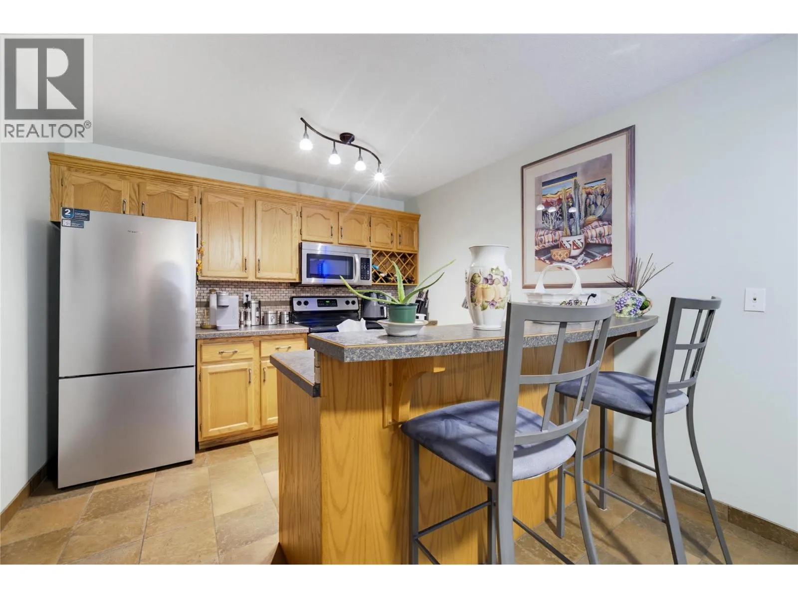 250 5th Street SE Unit# 208