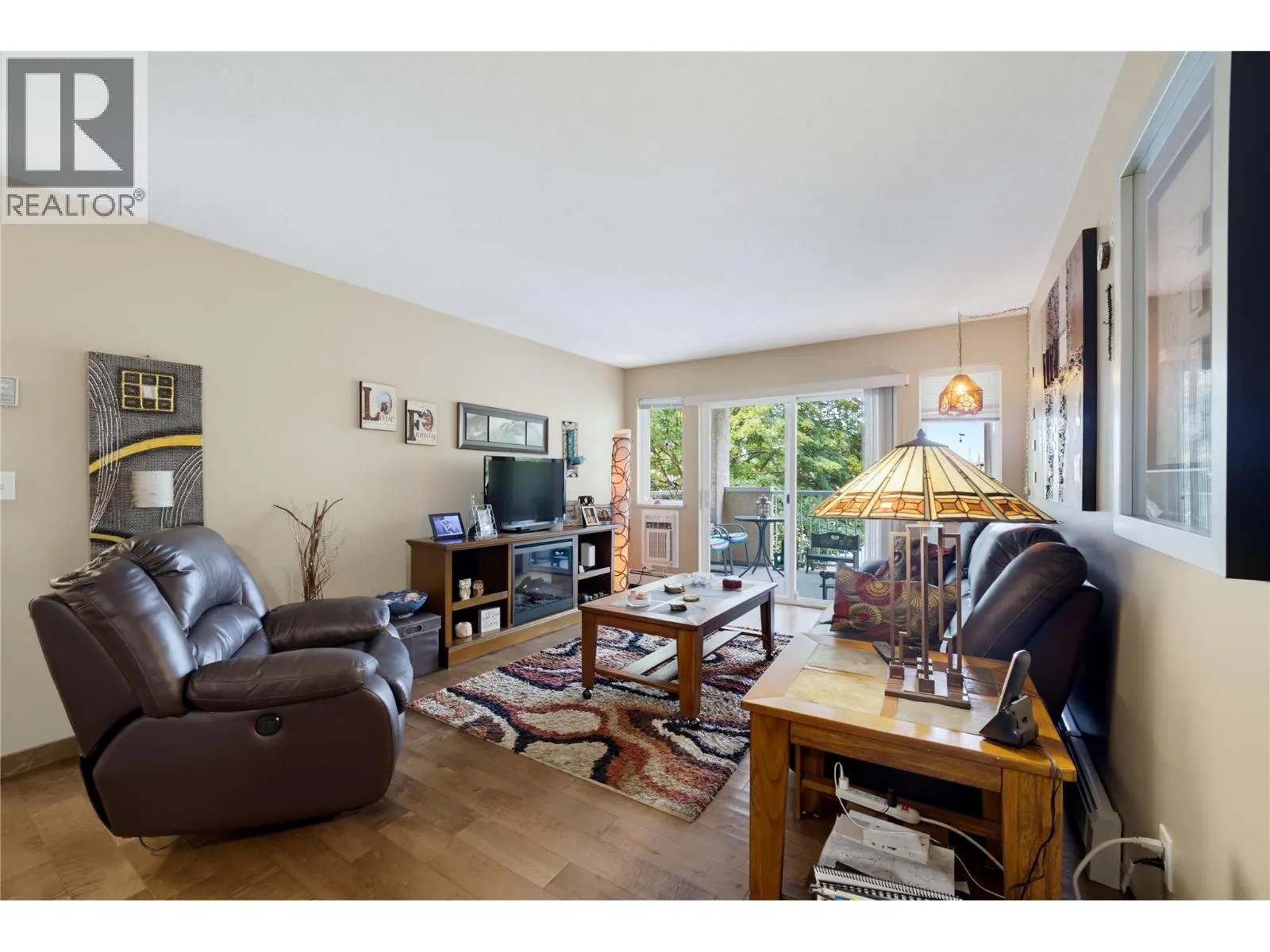 250 5th Street SE Unit# 208