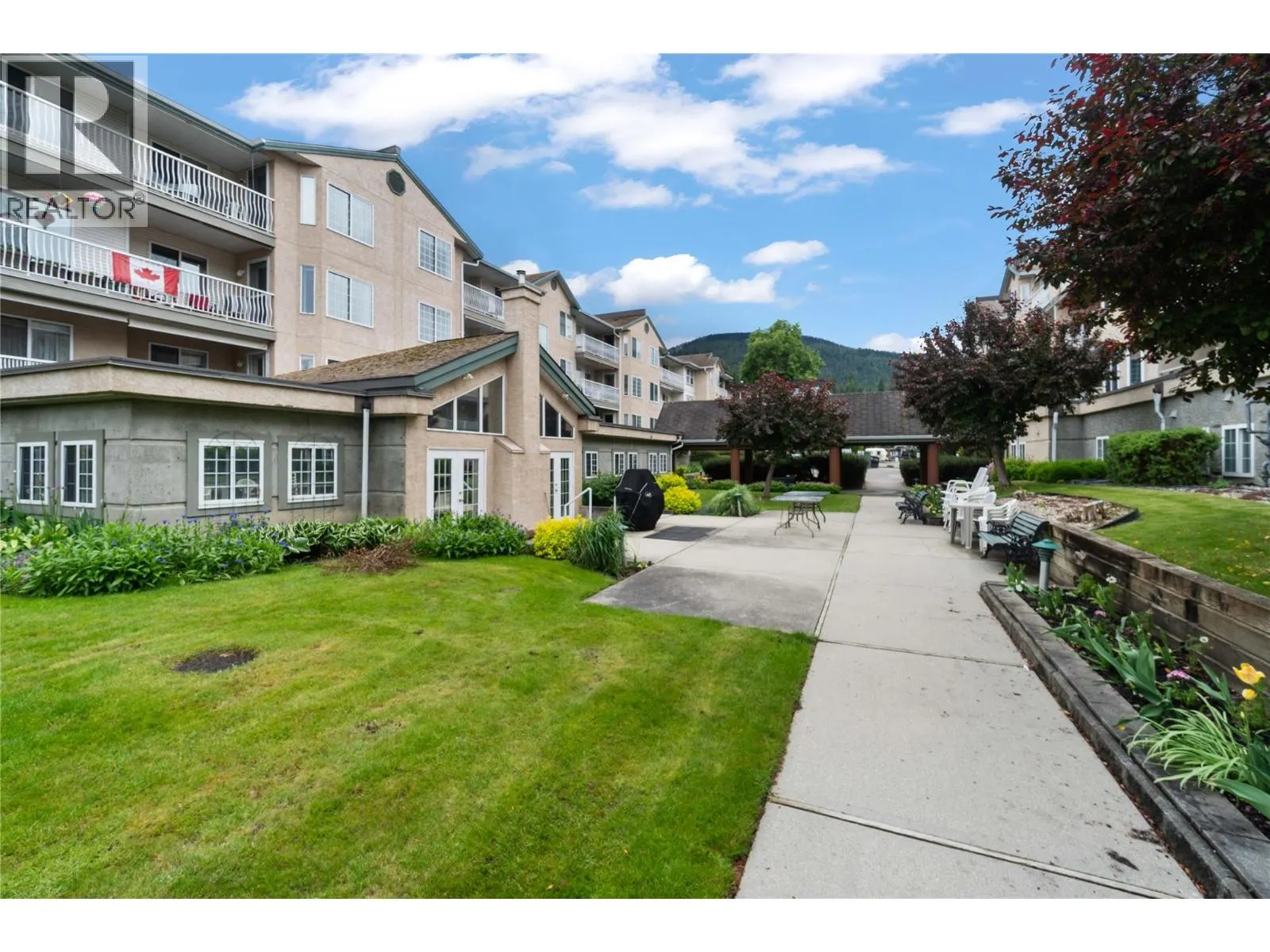 250 5th Street SE Unit# 208