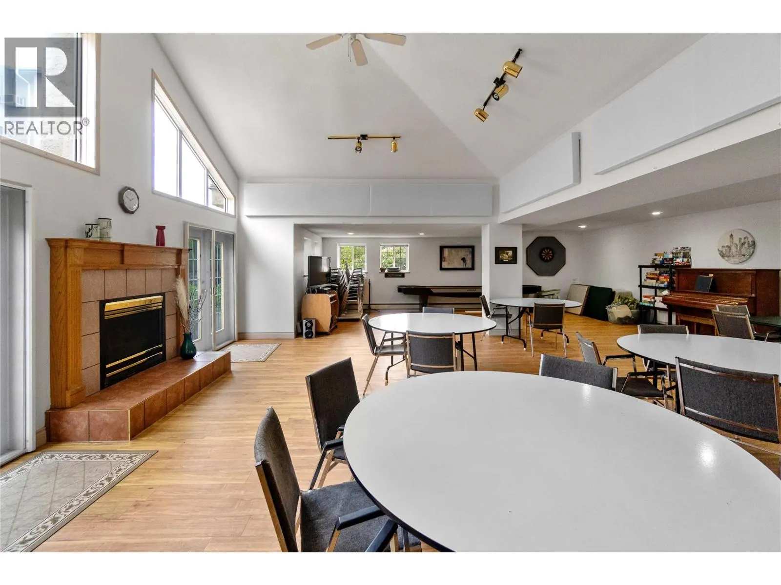 250 5th Street SE Unit# 208