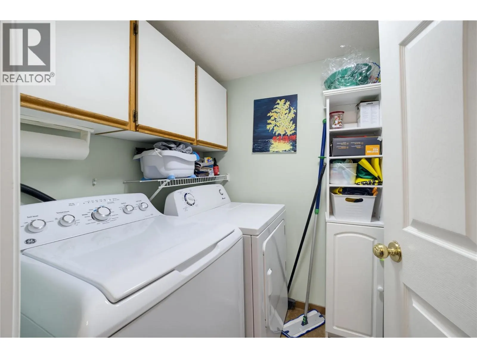 250 5th Street SE Unit# 208