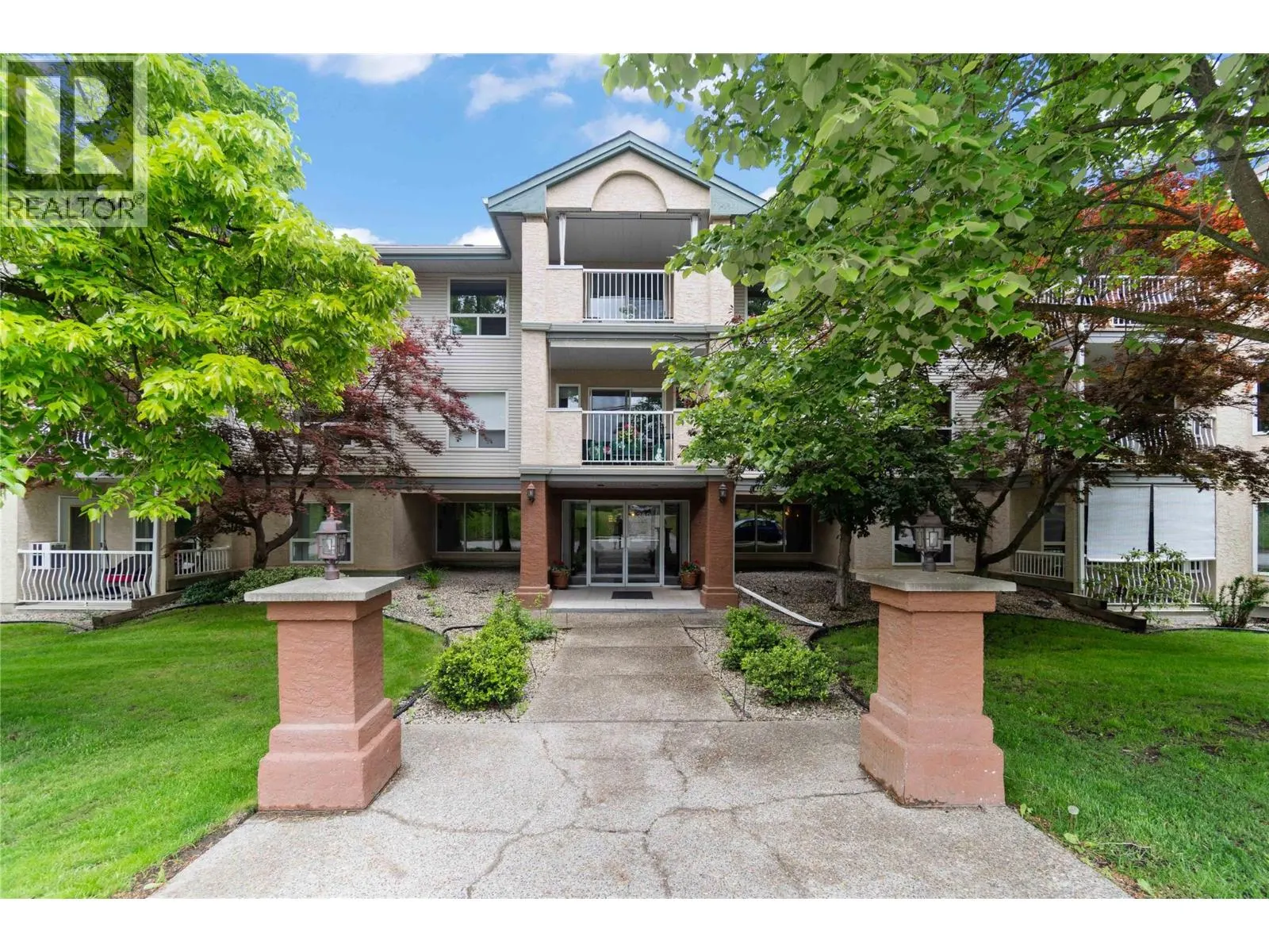 250 5th Street SE Unit# 208
