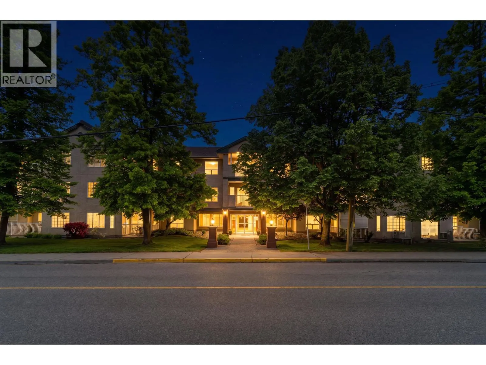 250 5th Street SE Unit# 208