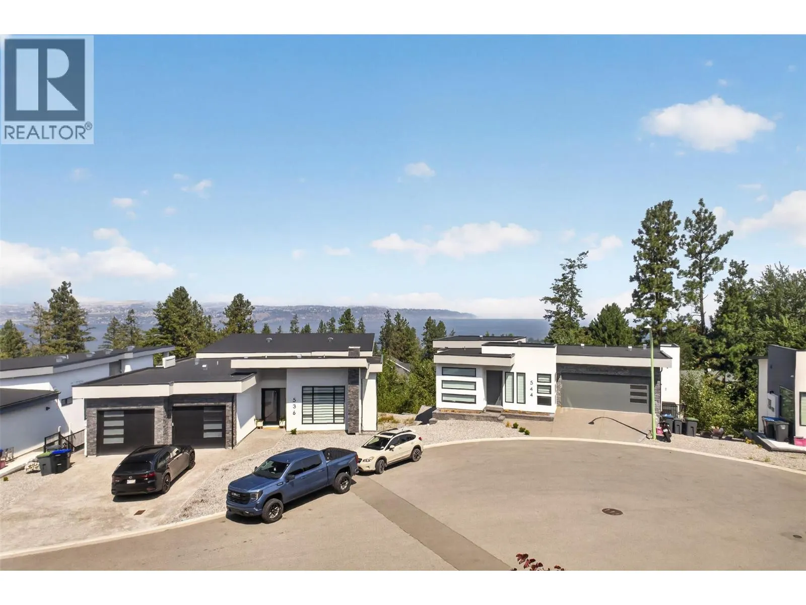 537 Hawes Court