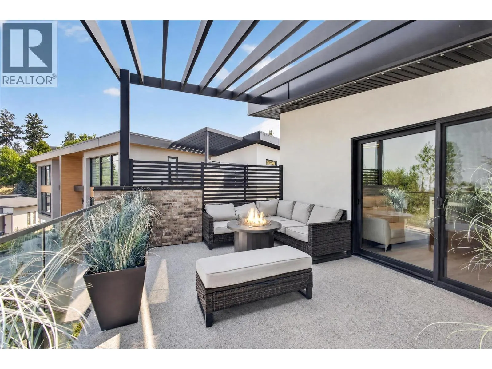 537 Hawes Court