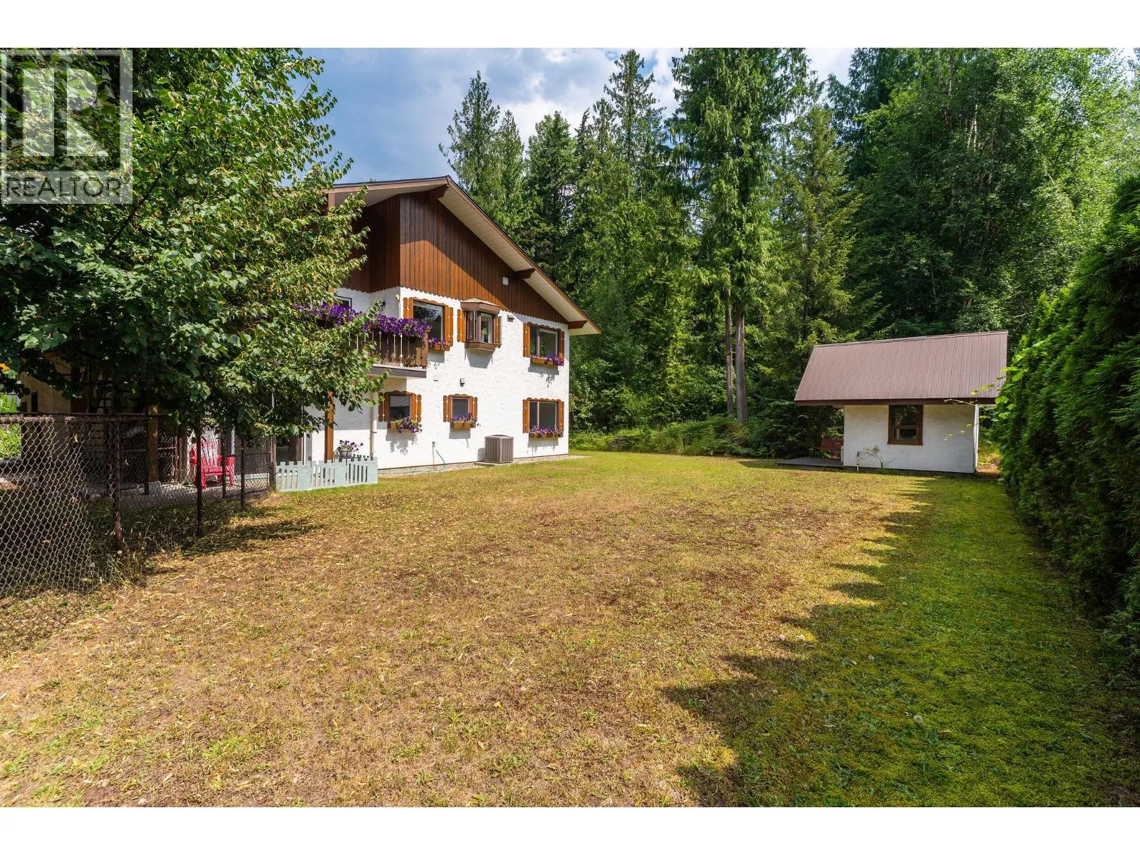 1587 Pratico Road
