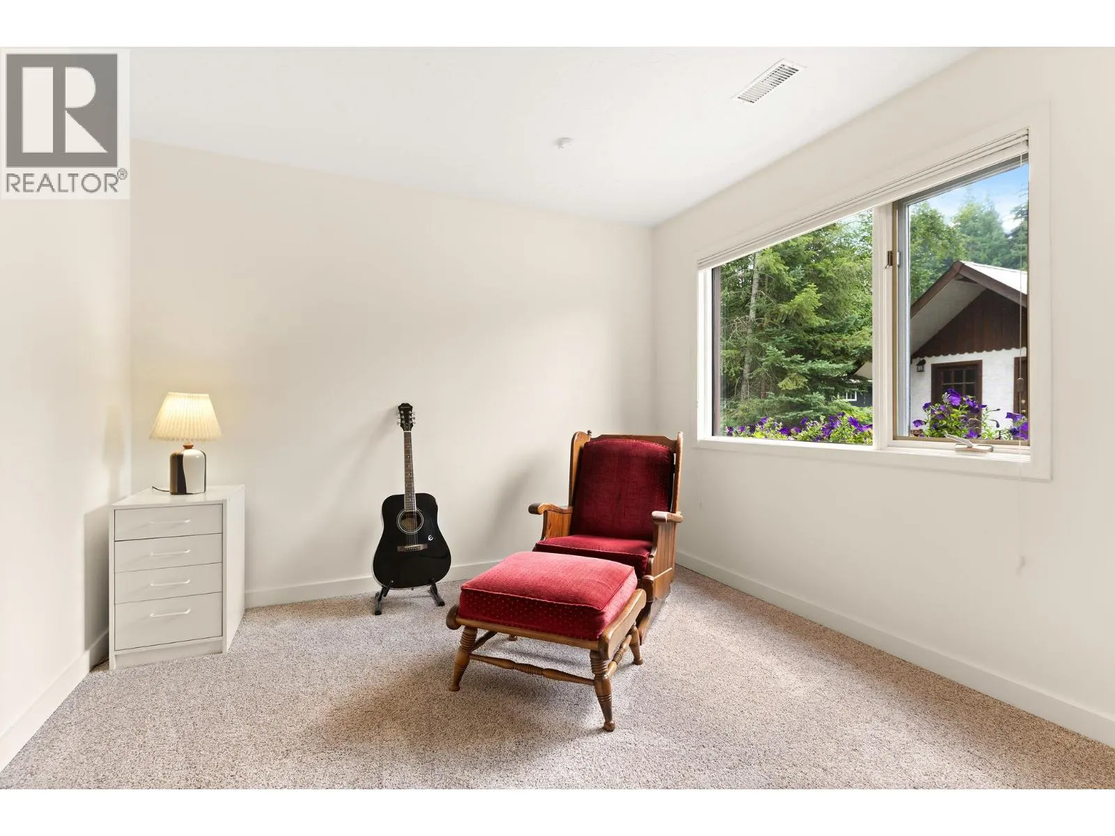 1587 Pratico Road