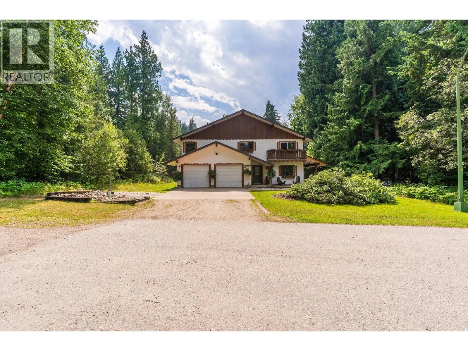 1587 Pratico Road