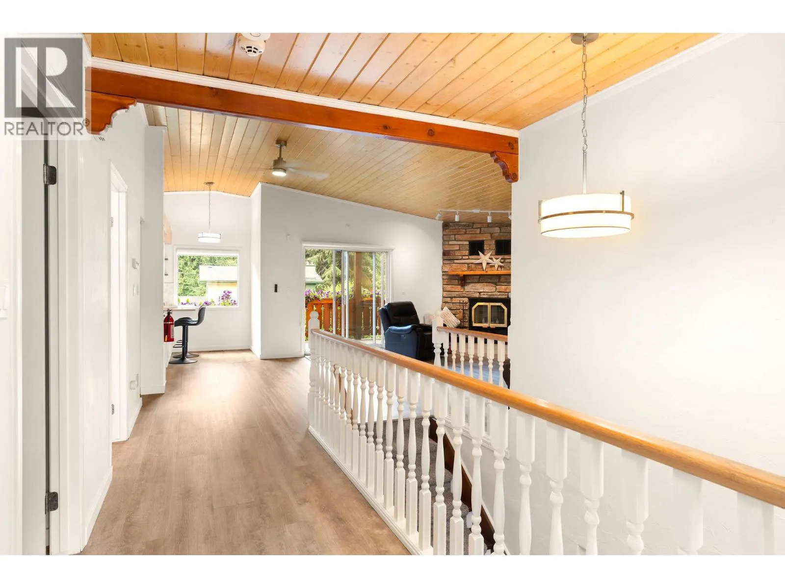 1587 Pratico Road