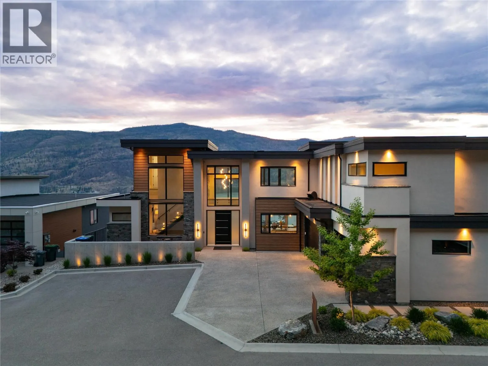 605 Clifton Court