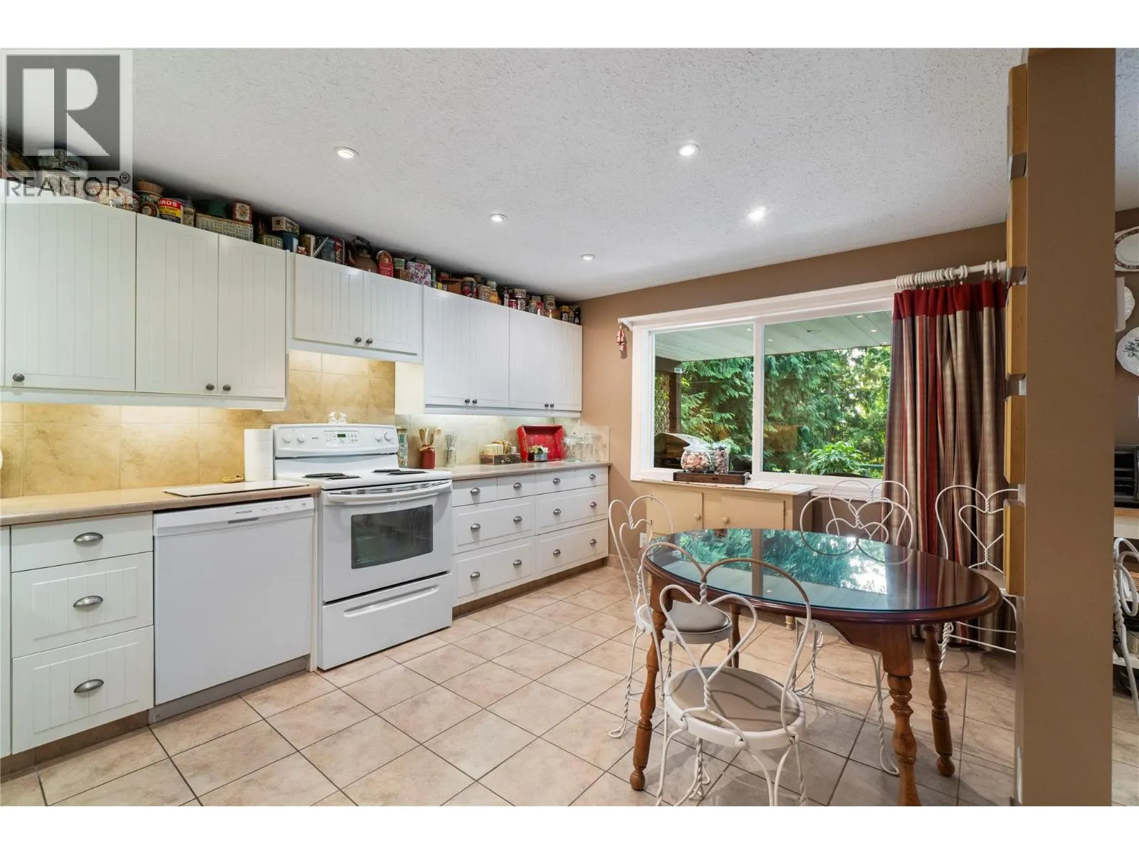 7420 Stampede Trail