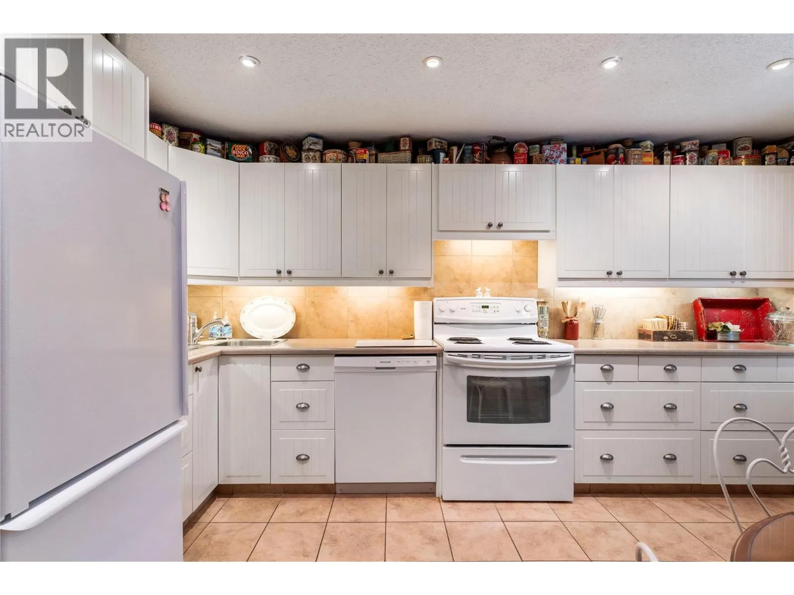 7420 Stampede Trail