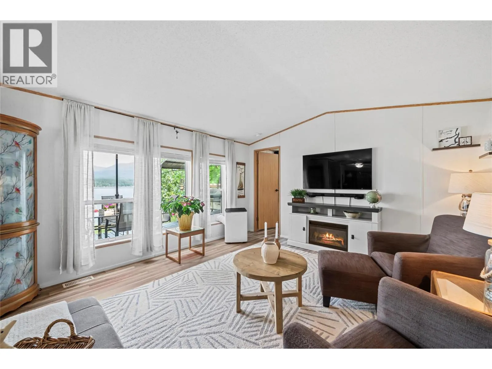 3565 Eagle Bay Road