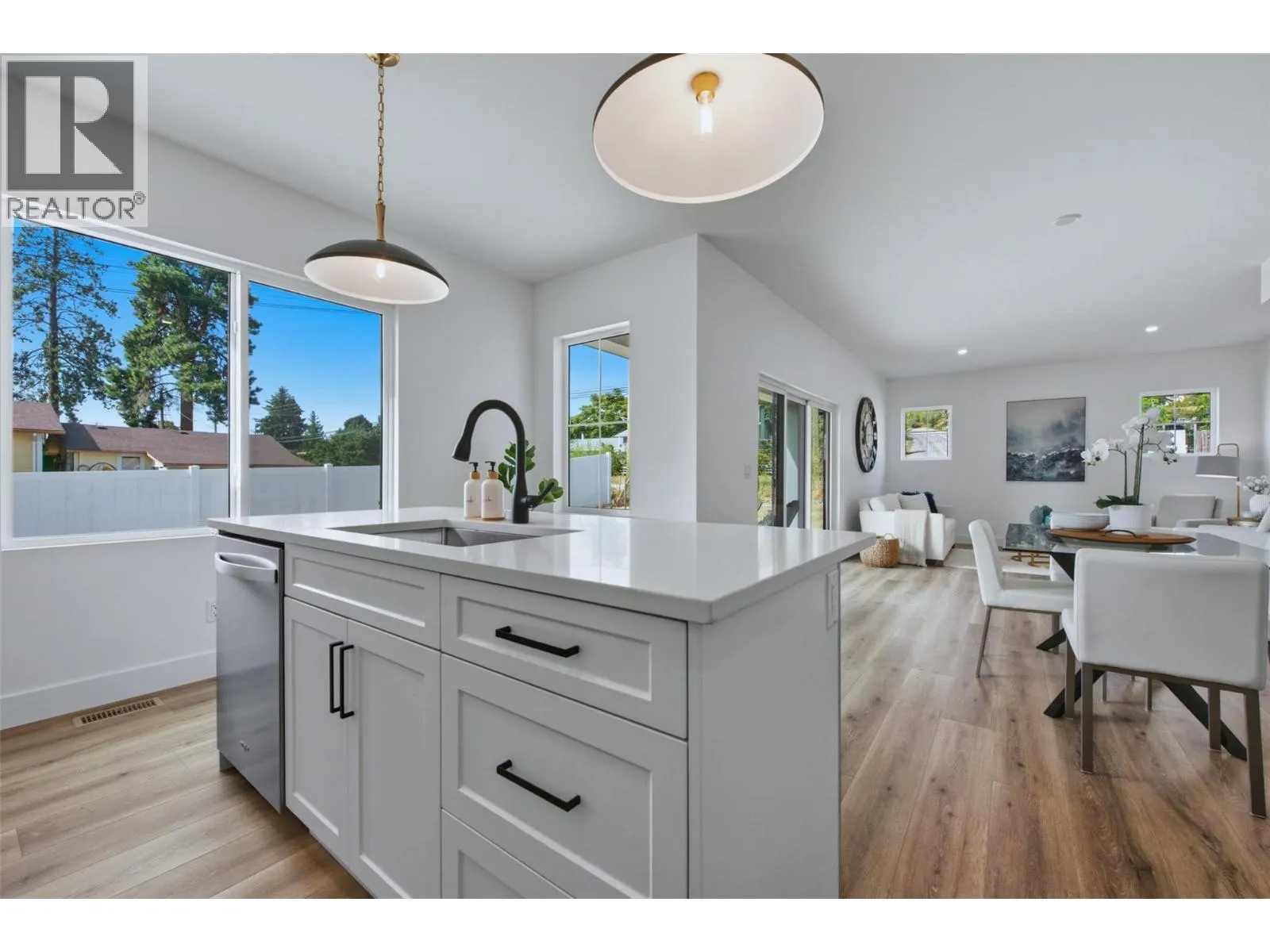 11565 Okanagan Centre Road E Unit# 8