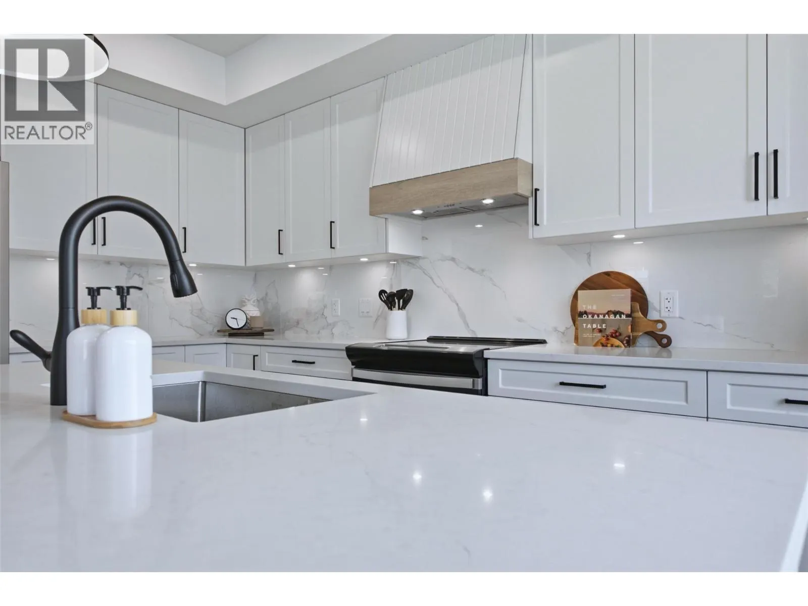 11565 Okanagan Centre Road E Unit# 8
