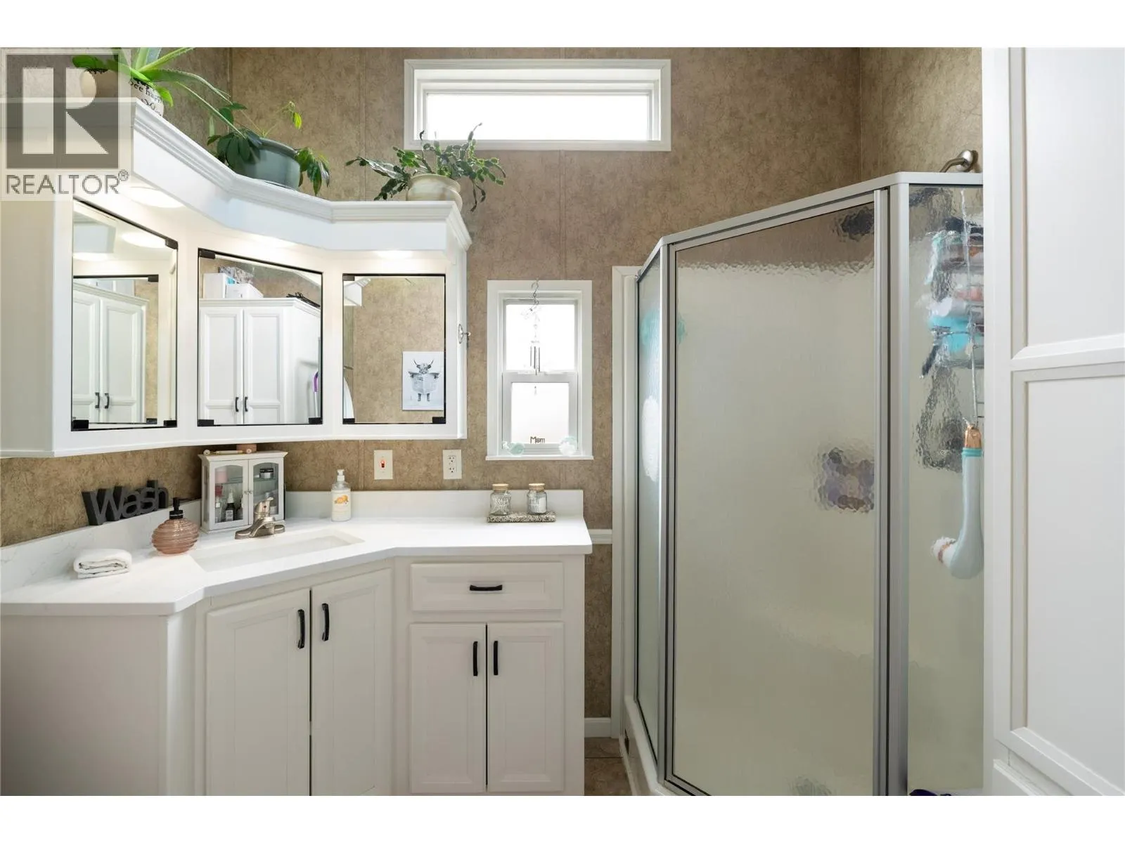 8000 Highland Road Unit# 33