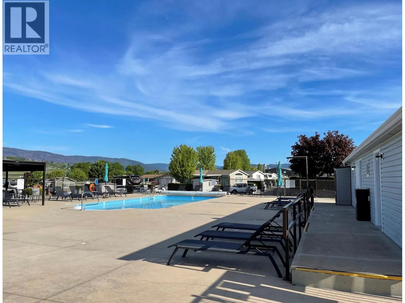 8000 Highland Road Unit# 33