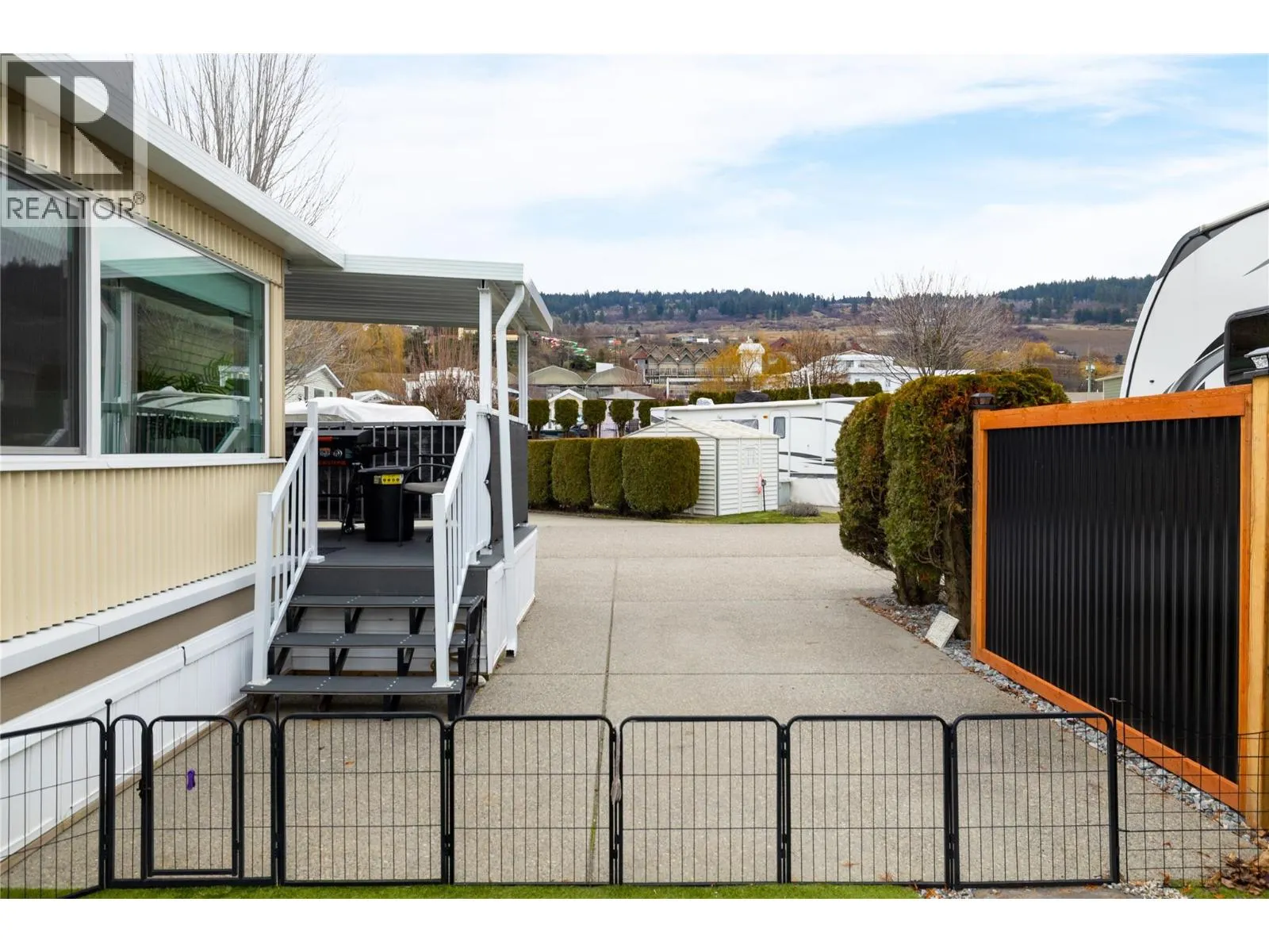 8000 Highland Road Unit# 33