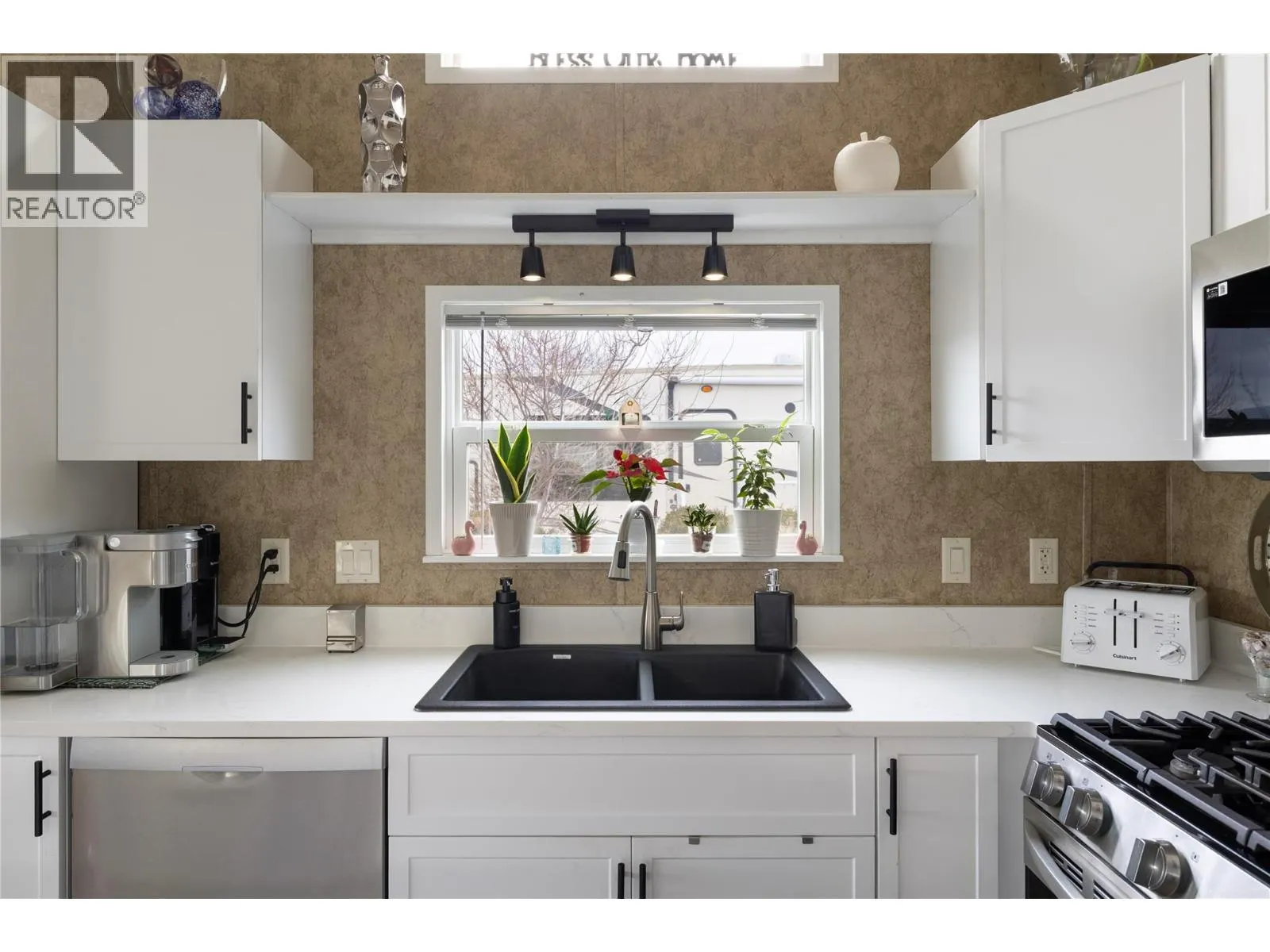 8000 Highland Road Unit# 33