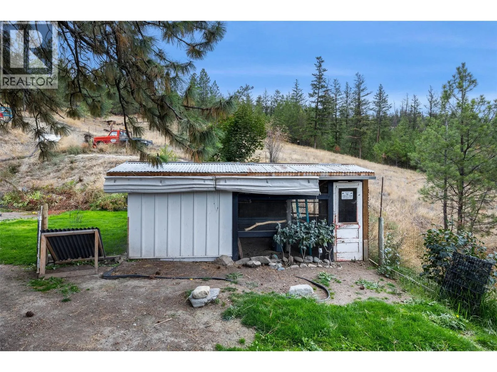 850 INSKIP Road