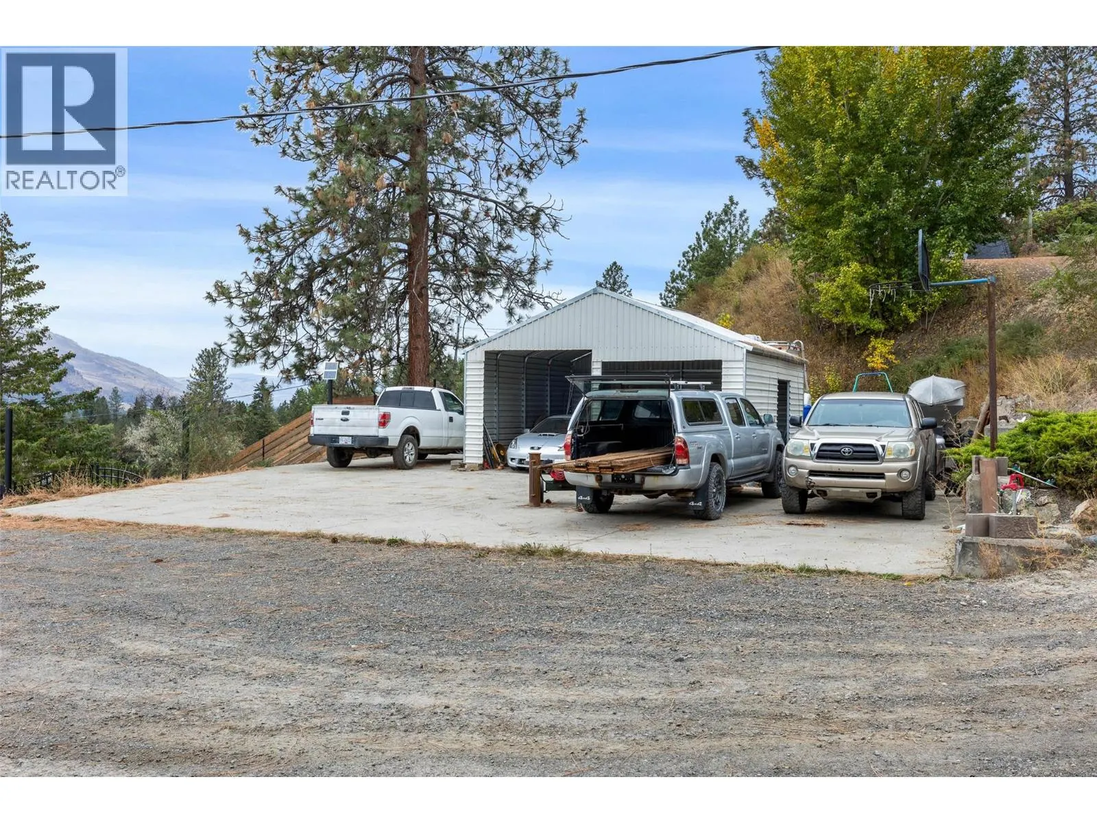 850 INSKIP Road