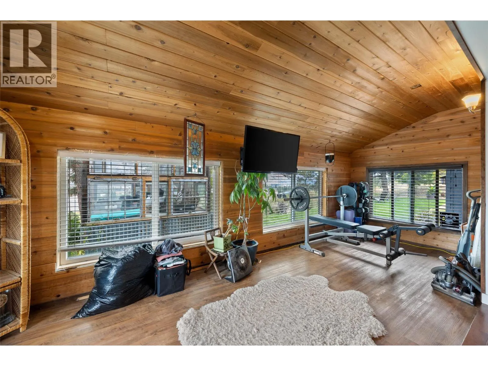 850 INSKIP Road