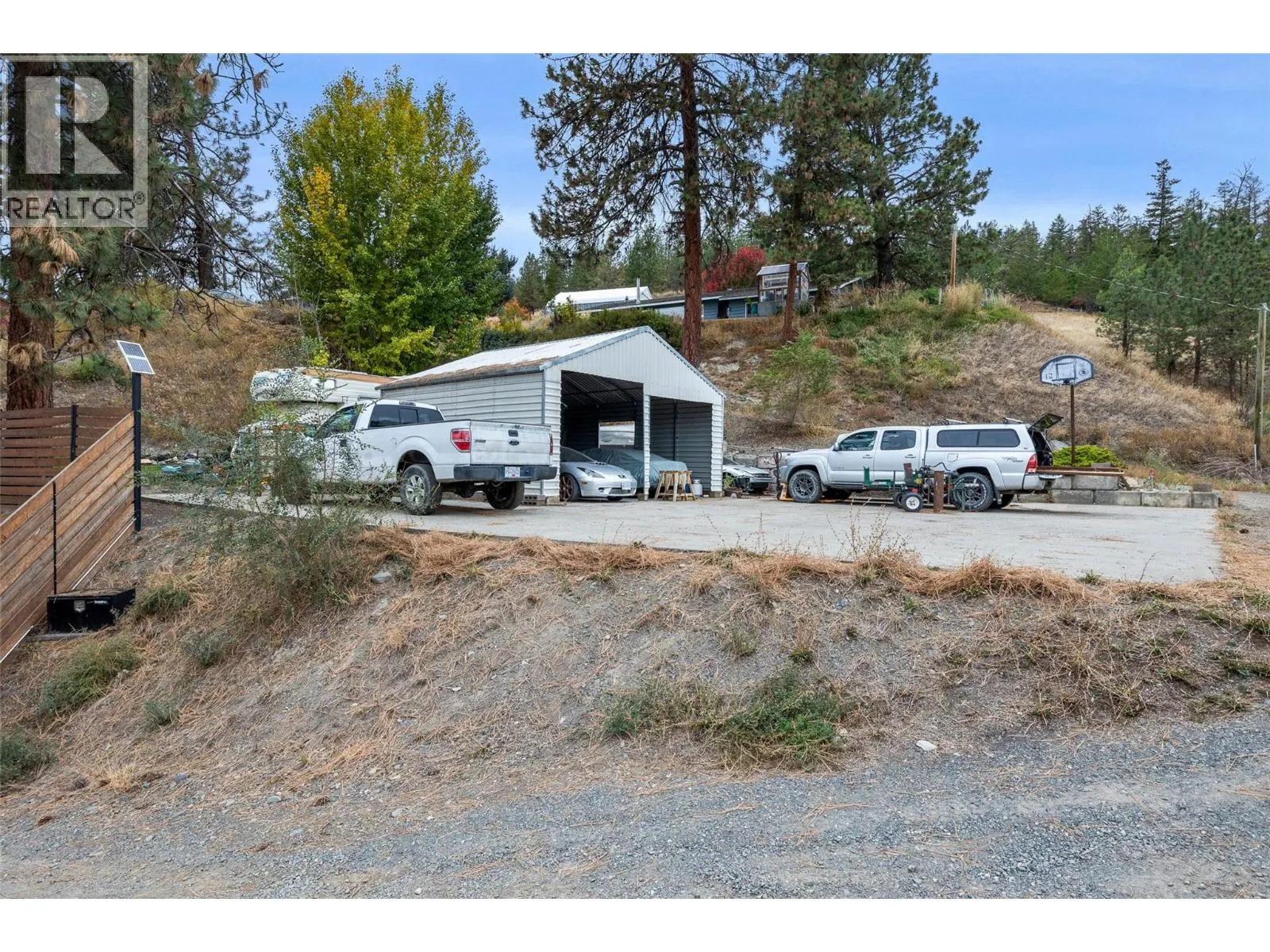 850 INSKIP Road