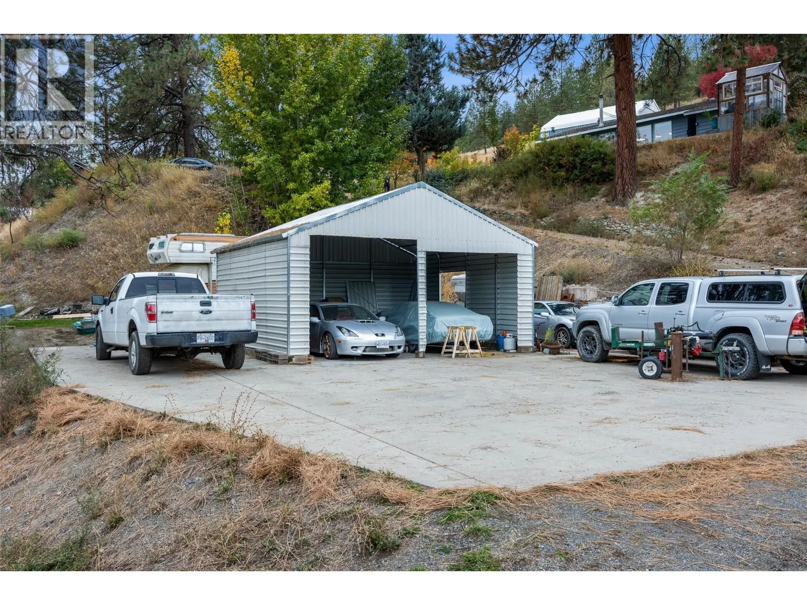 850 INSKIP Road