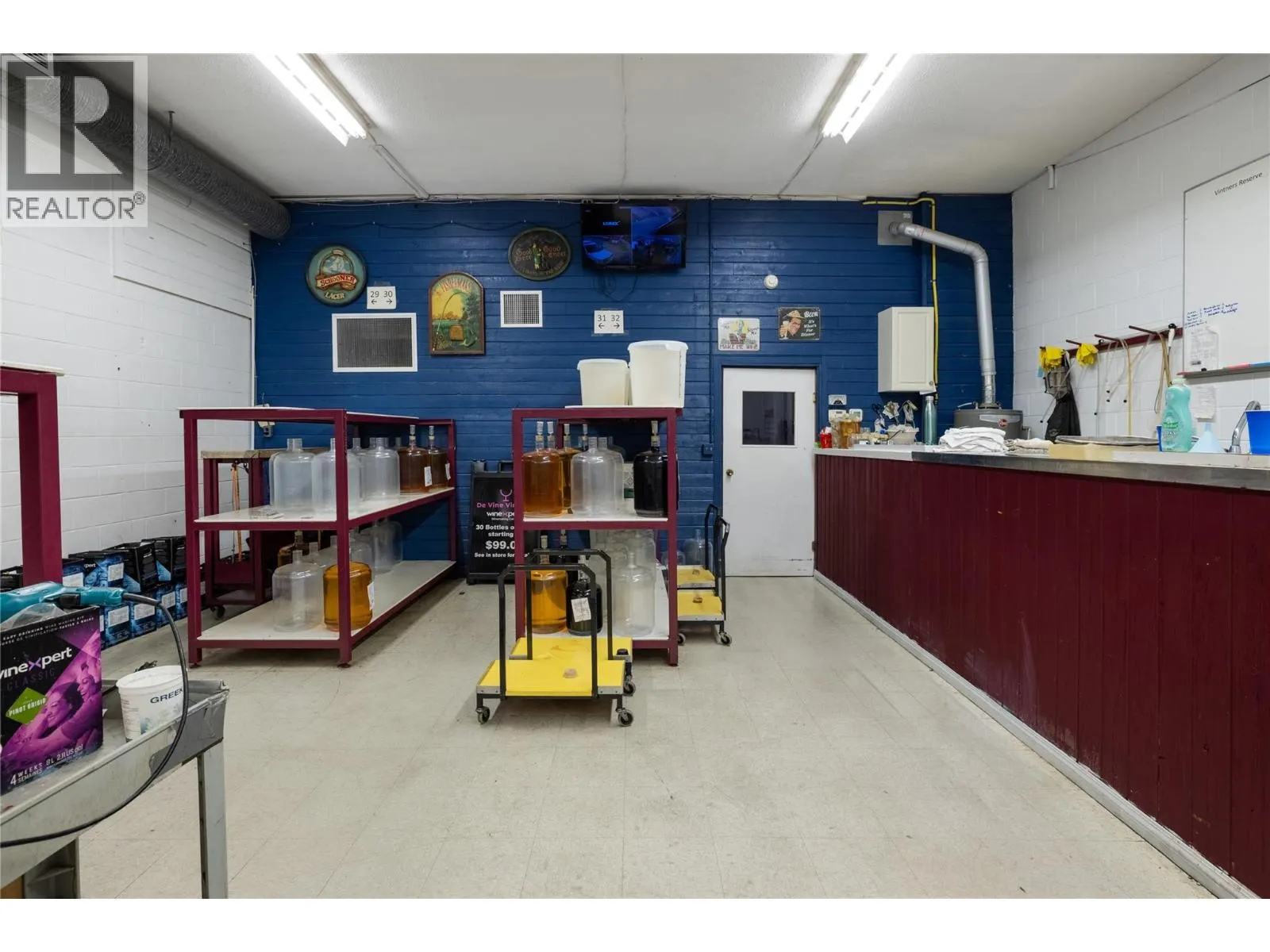 4313 25 Avenue Unit# 2A & 3A