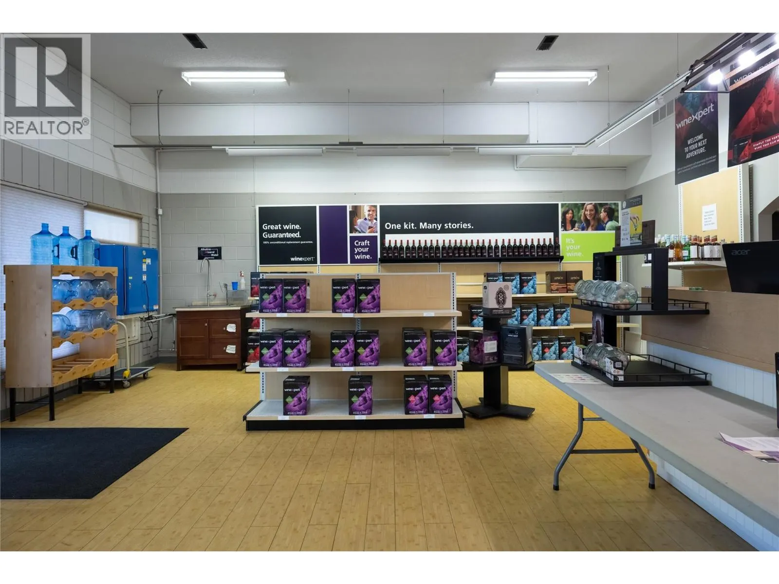 4313 25 Avenue Unit# 2A & 3A