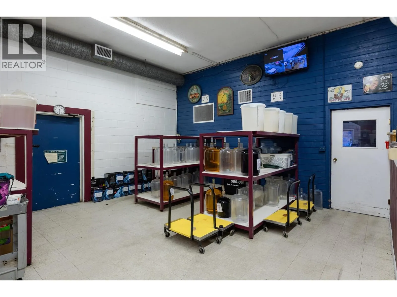 4313 25 Avenue Unit# 2A & 3A