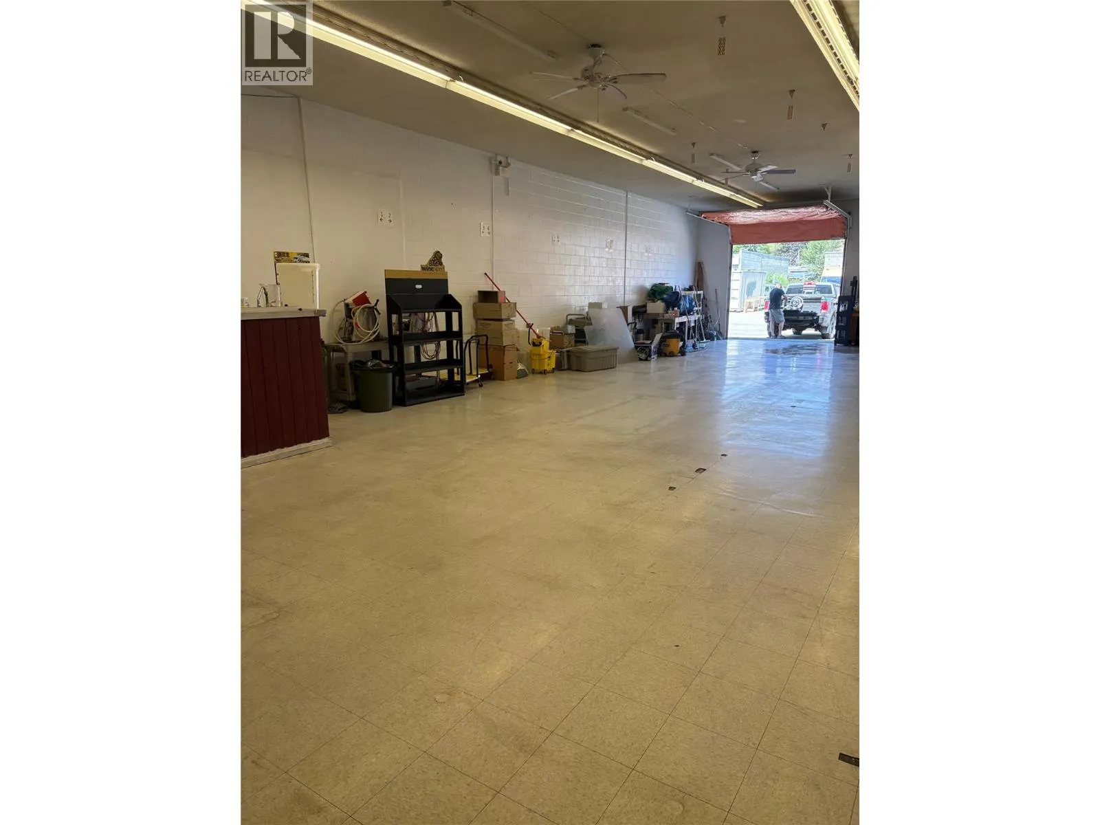 4313 25 Avenue Unit# 2A & 3A