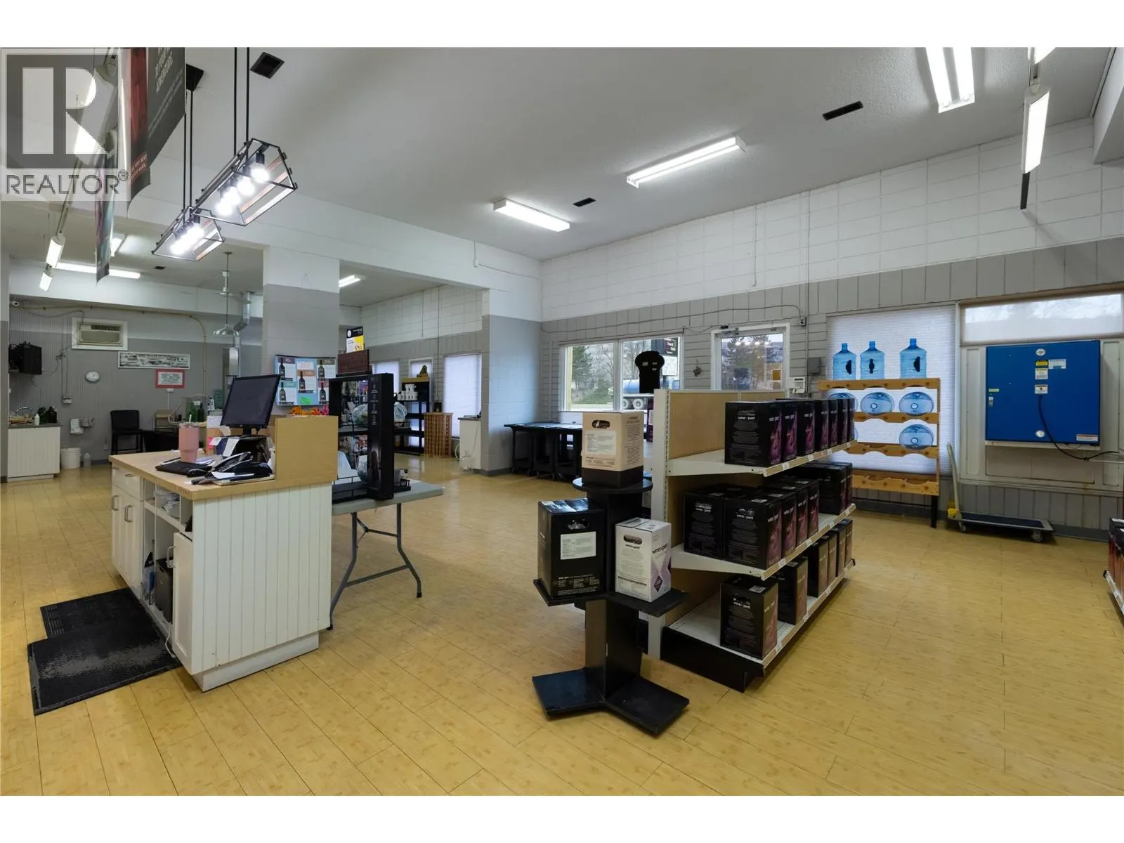 4313 25 Avenue Unit# 2A & 3A