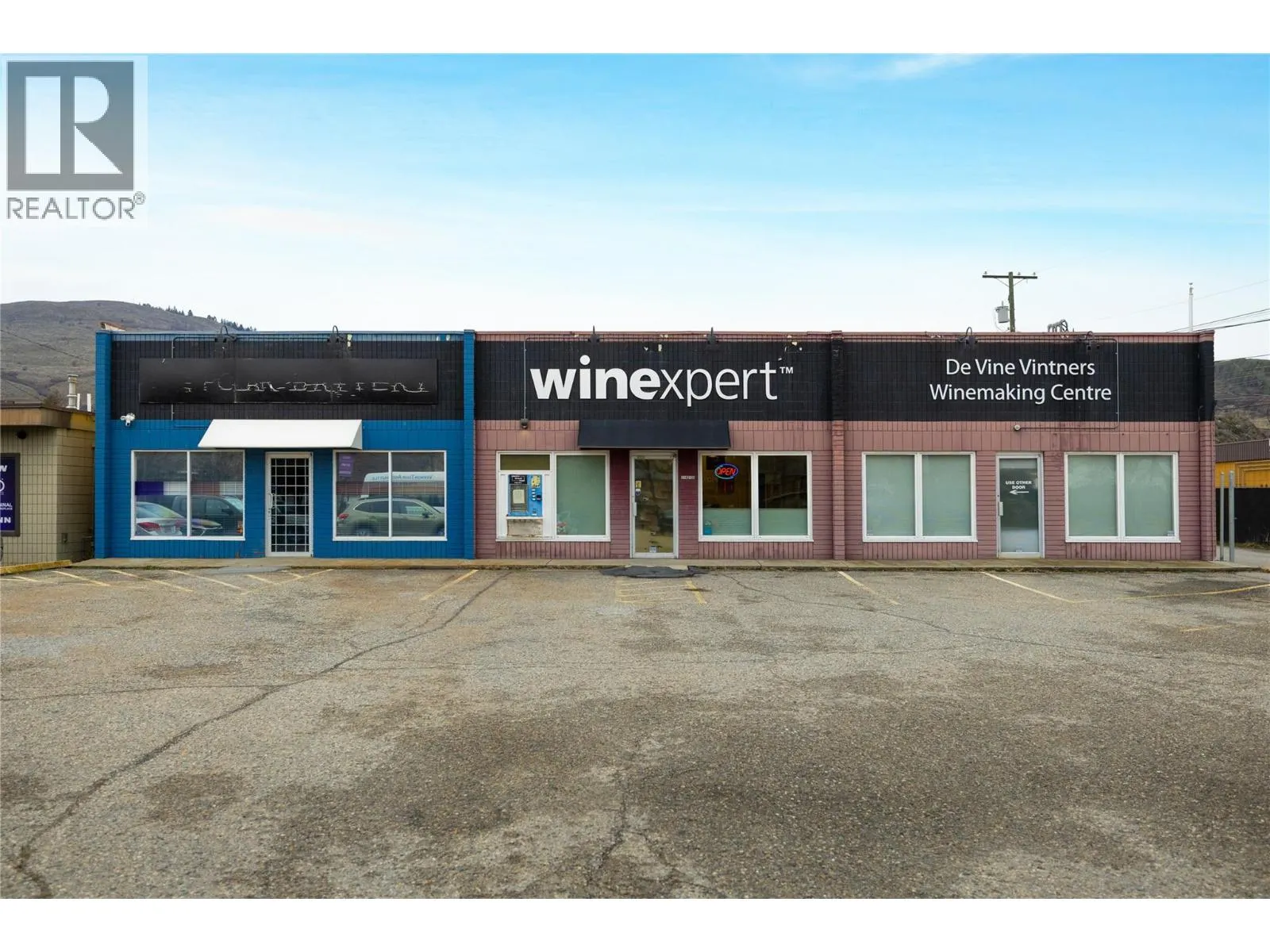 4313 25 Avenue Unit# 2A & 3A