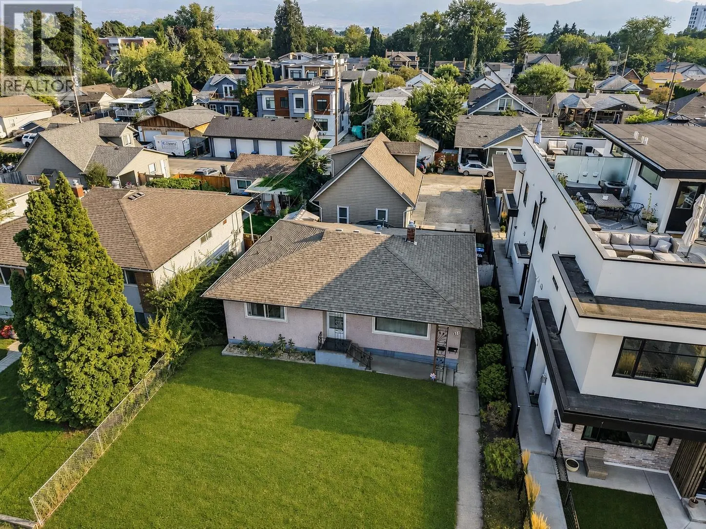 811 Martin Avenue