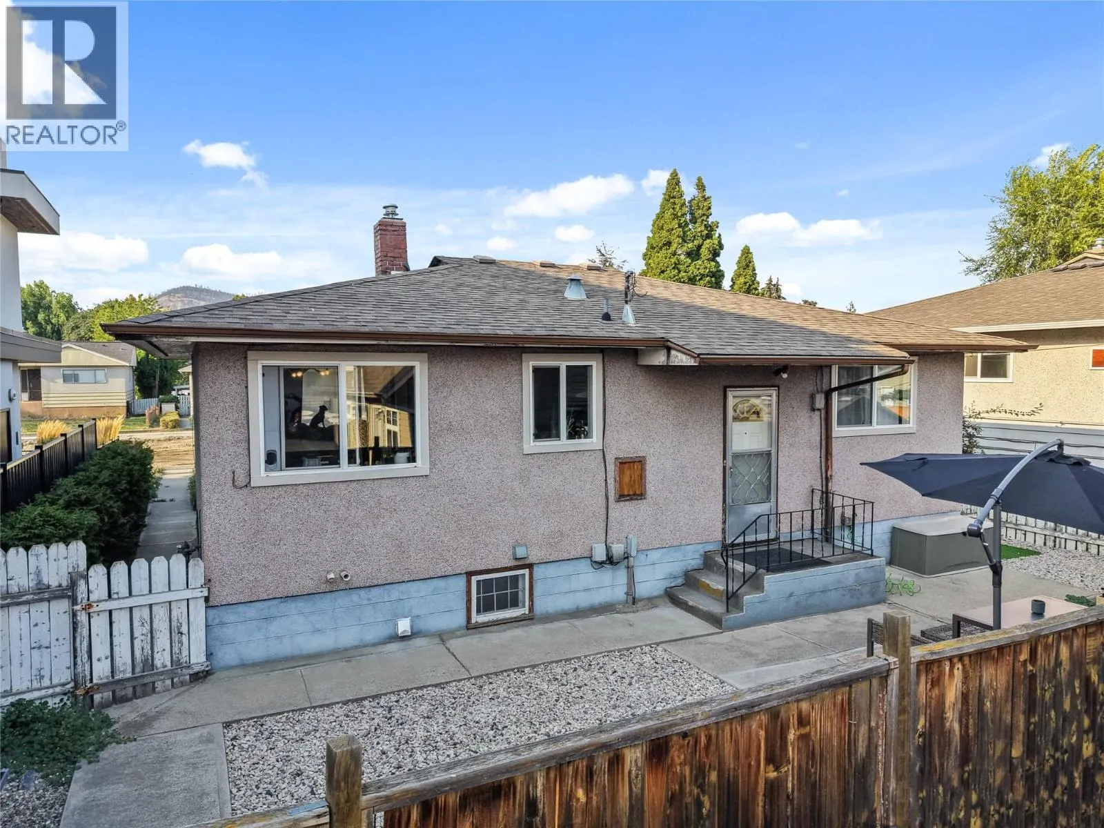 811 Martin Avenue