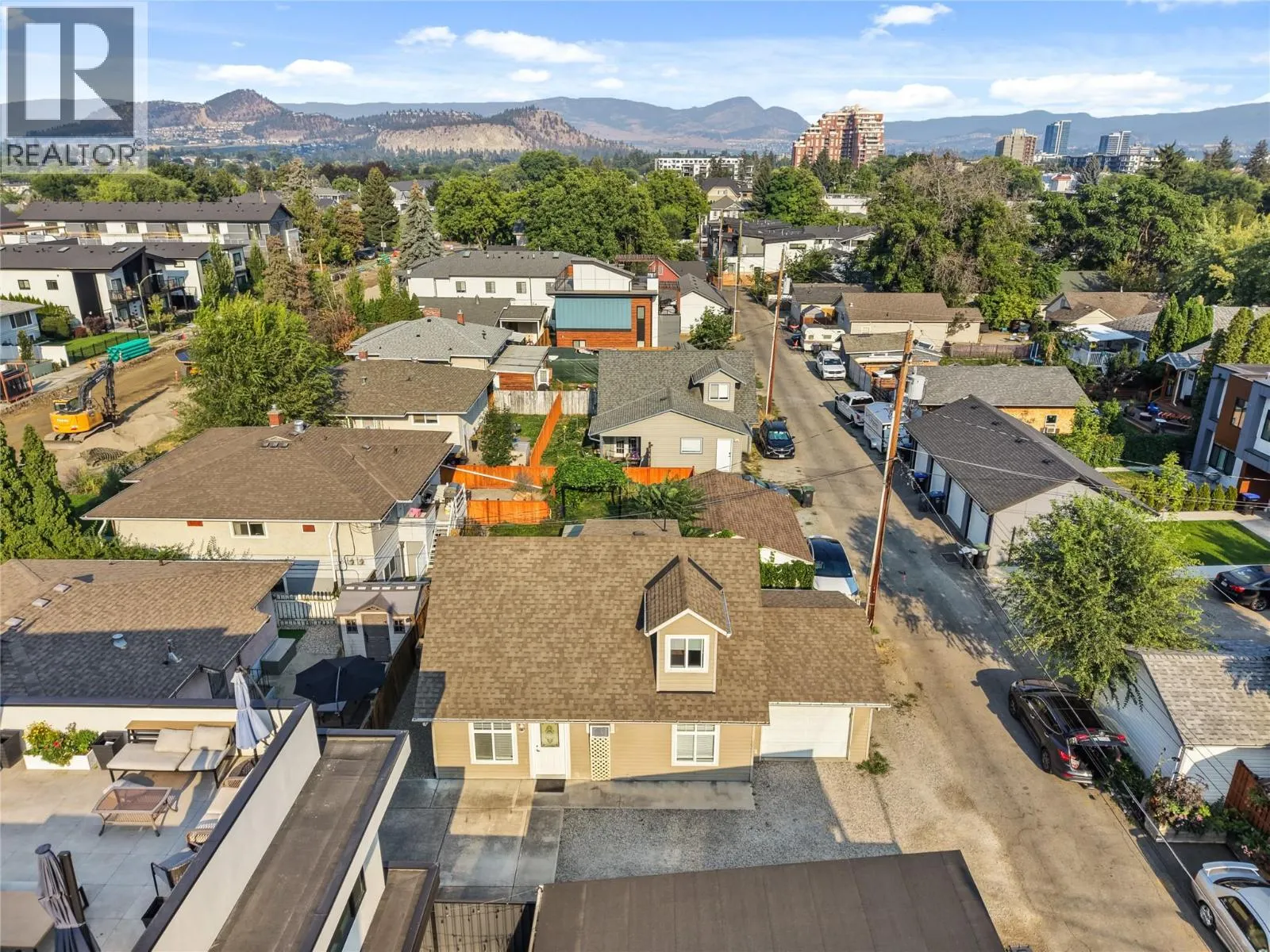 811 Martin Avenue
