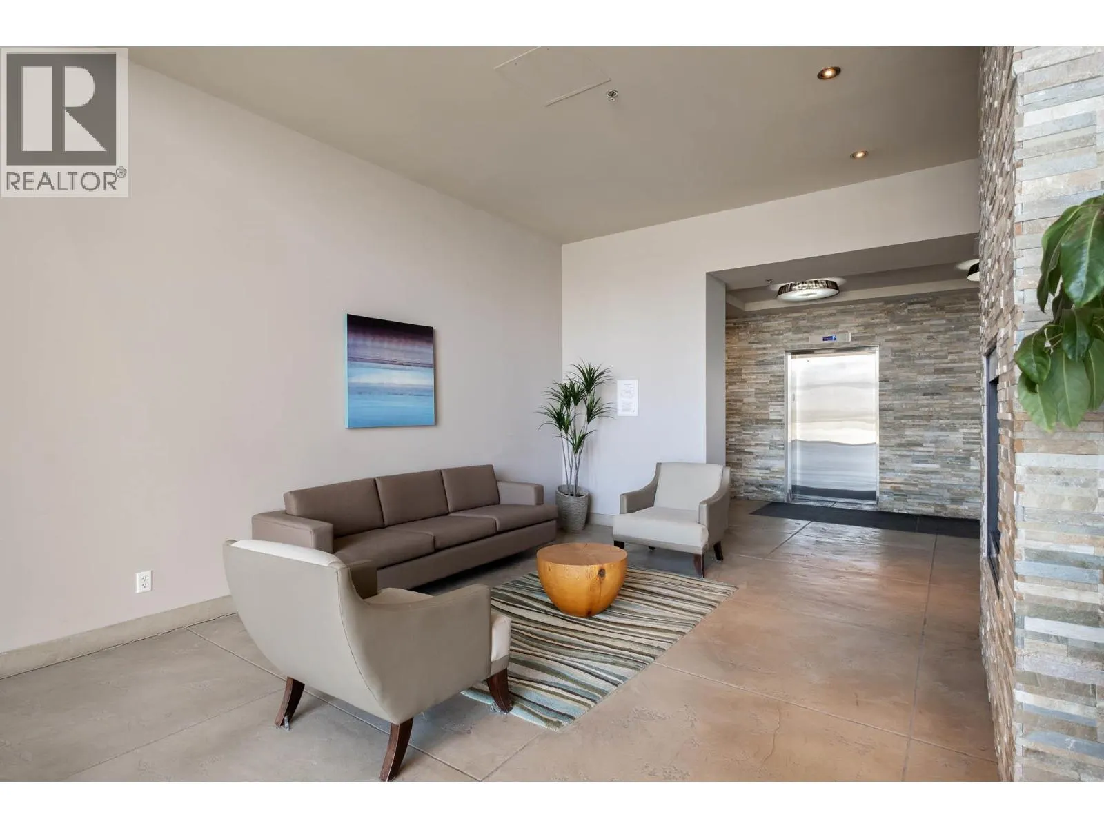 2040 Springfield Road Unit# 201