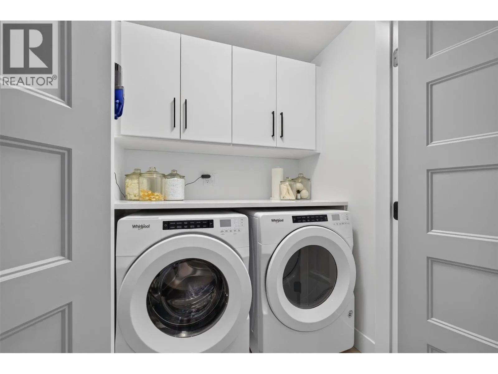 945 Borden Avenue Unit# 1