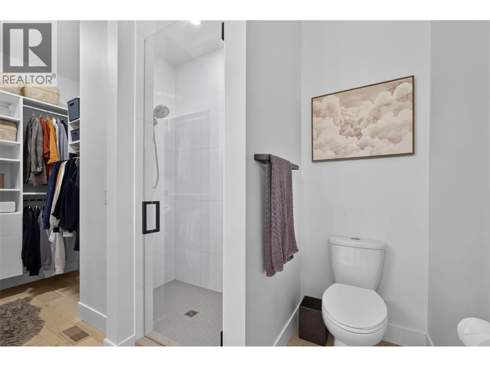 945 Borden Avenue Unit# 1