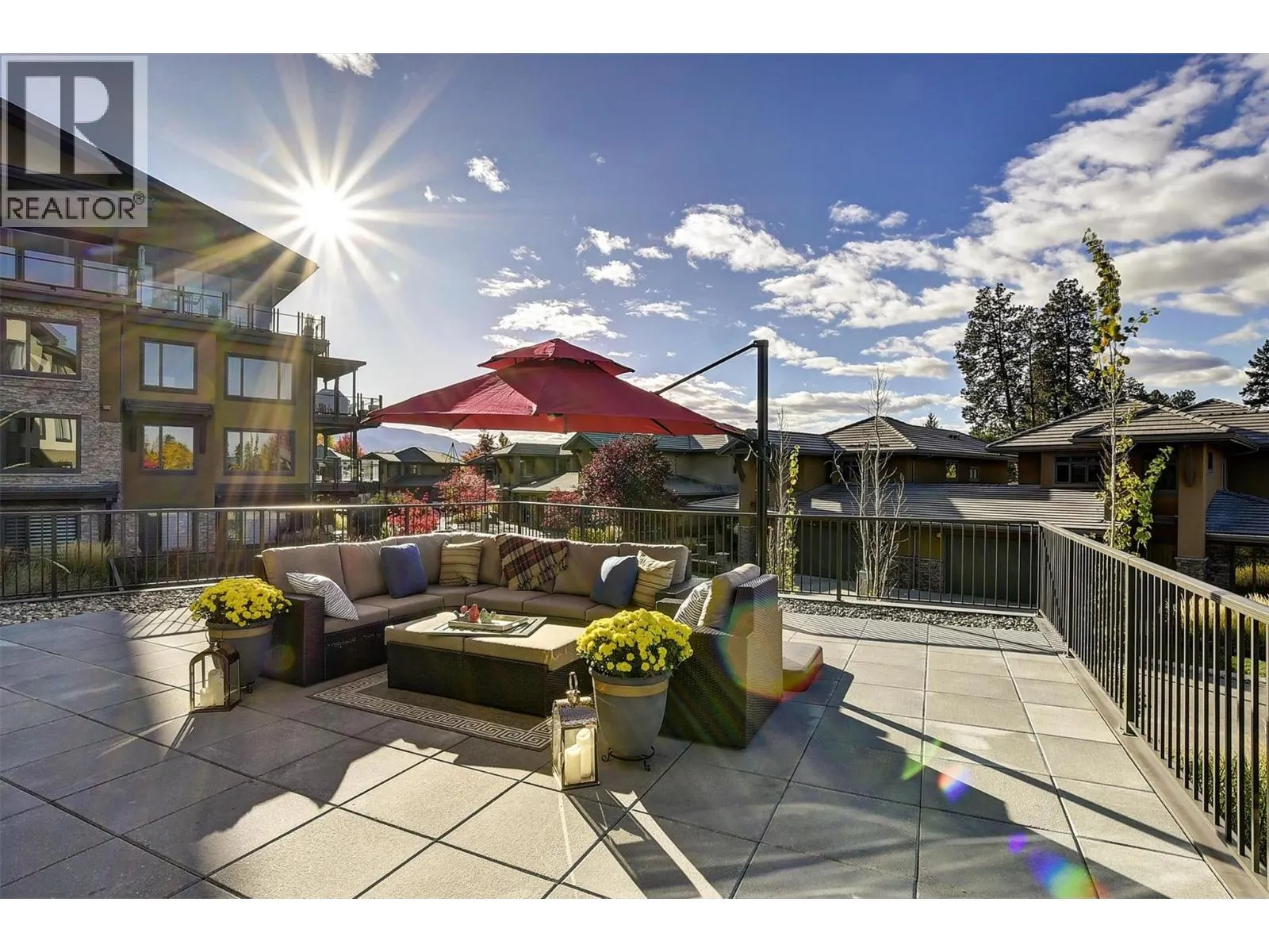 4380 Lakeshore Road Unit# 225