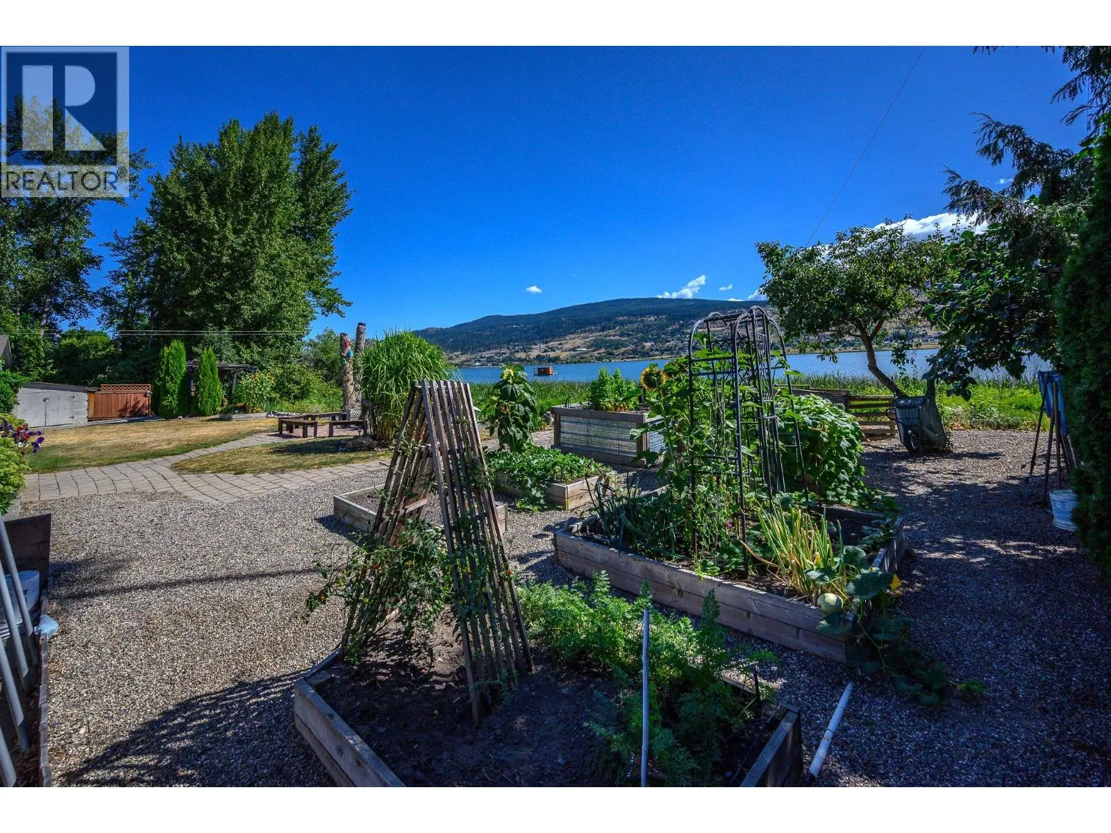 7185 Old Kamloops Road