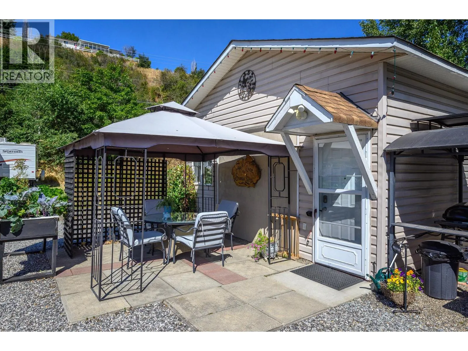 7185 Old Kamloops Road