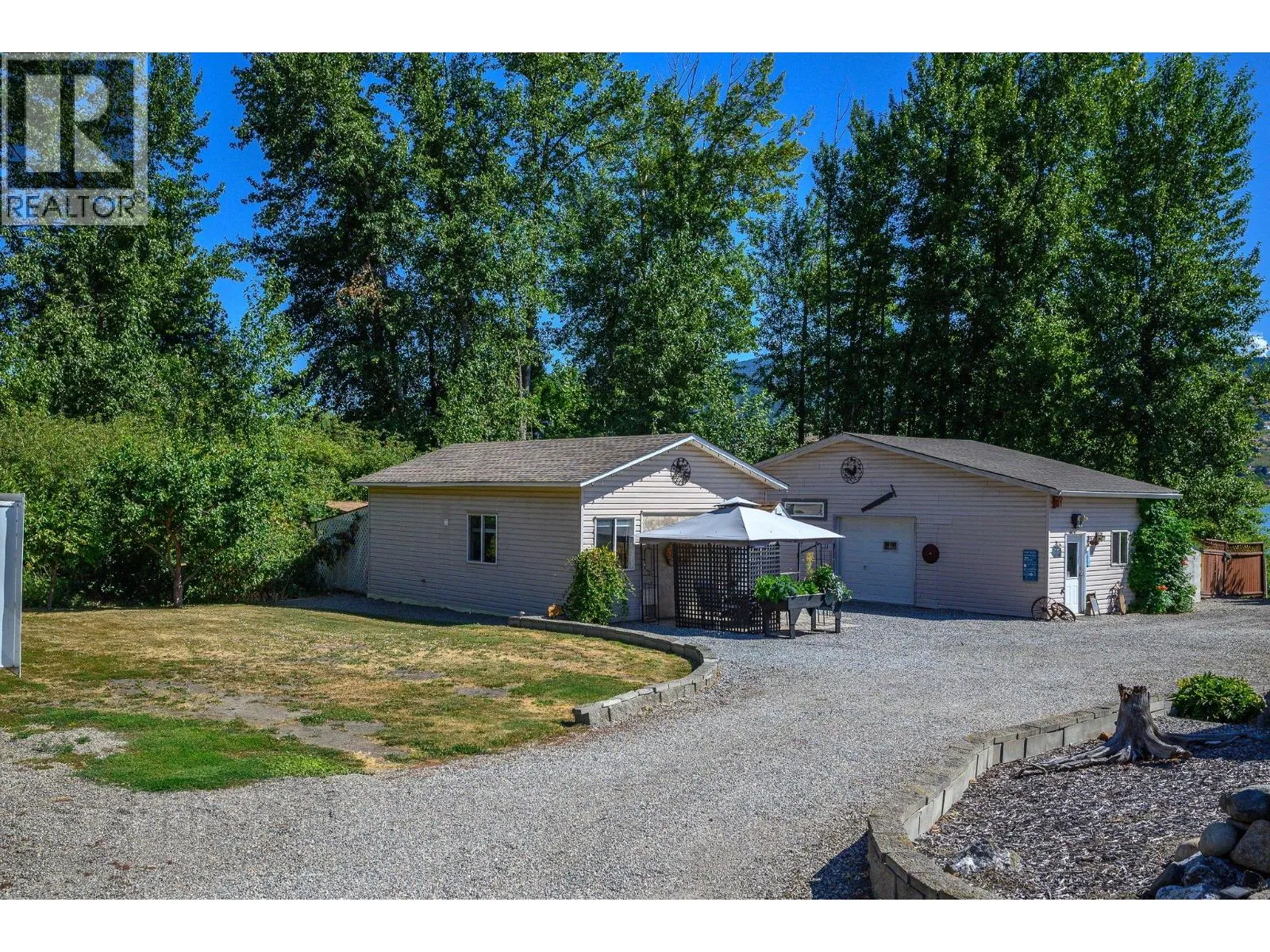 7185 Old Kamloops Road