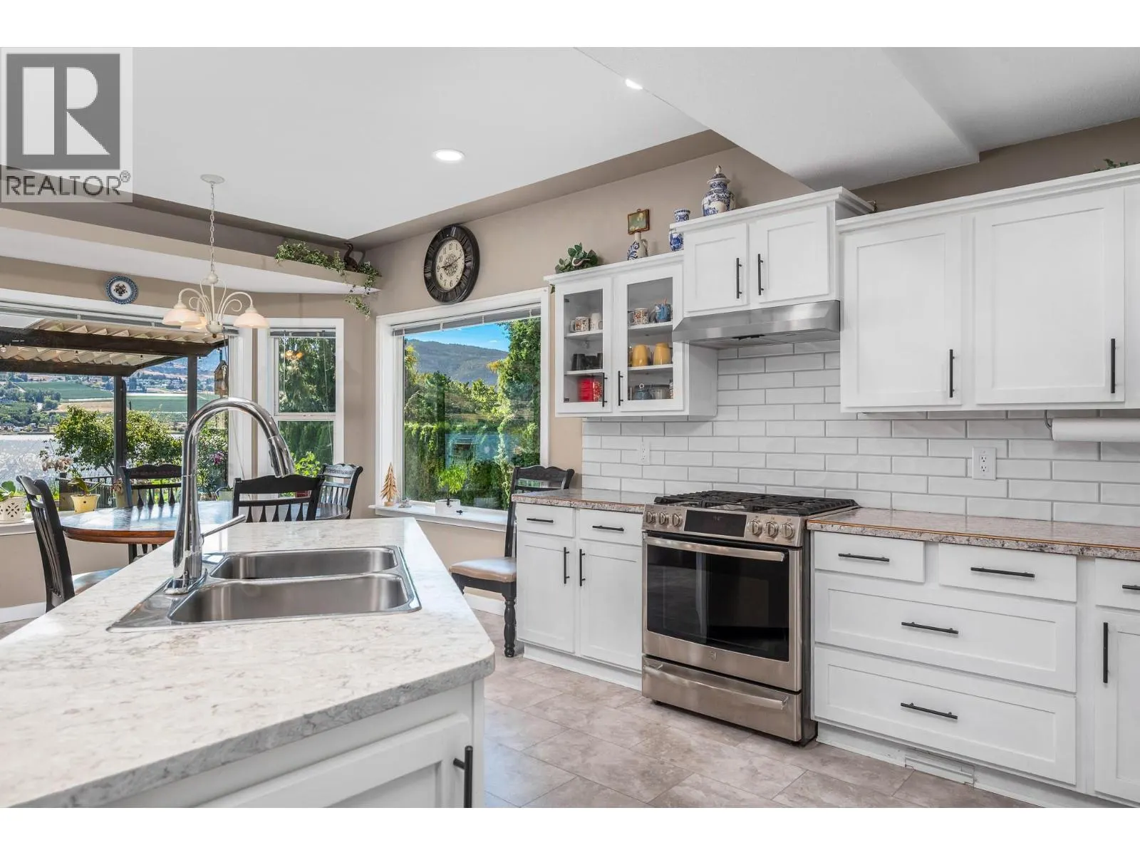 7185 Old Kamloops Road