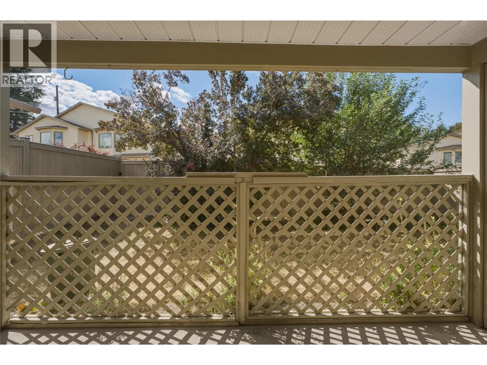3850 Argyle Avenue Unit# 15