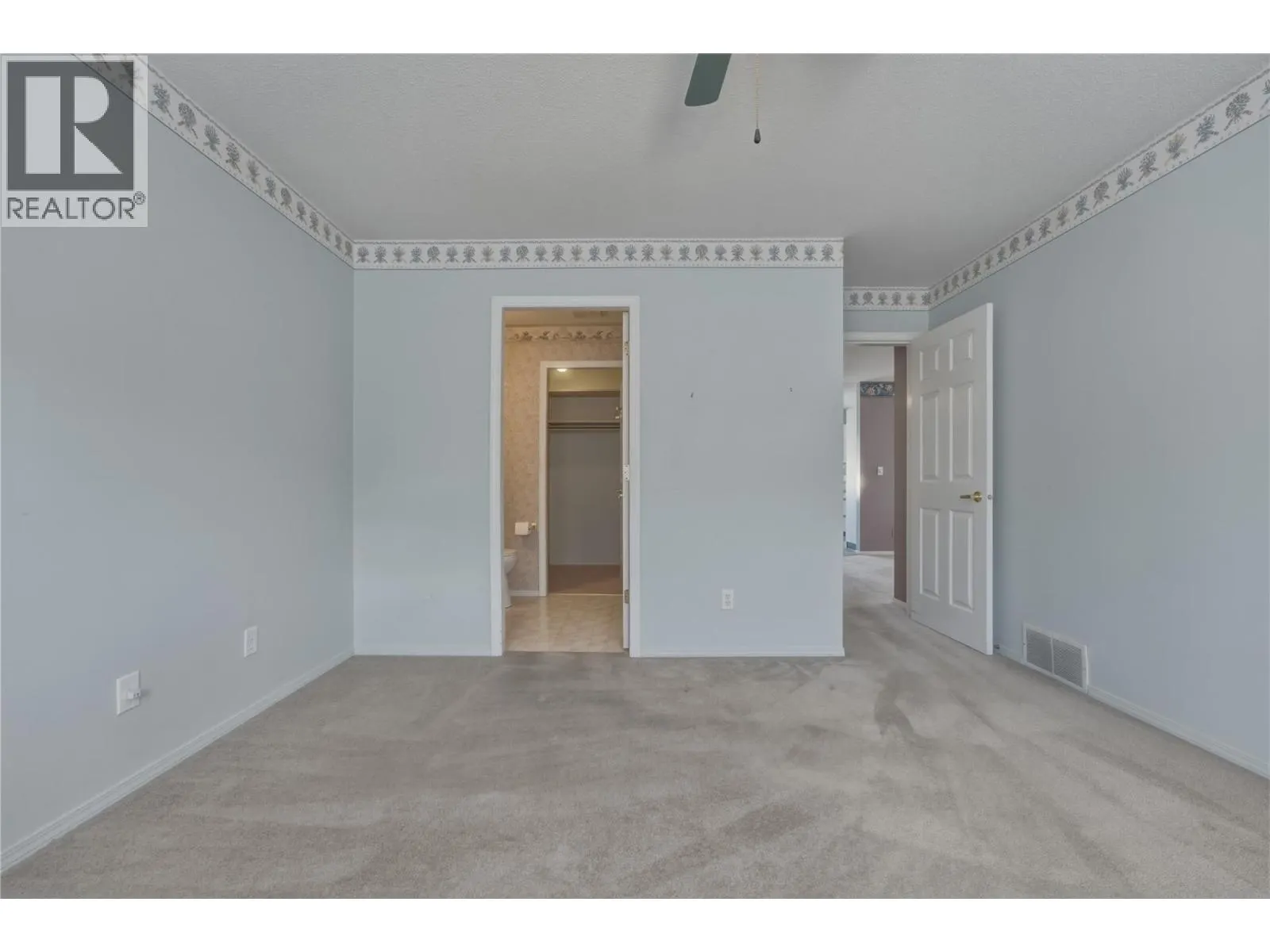 3850 Argyle Avenue Unit# 15