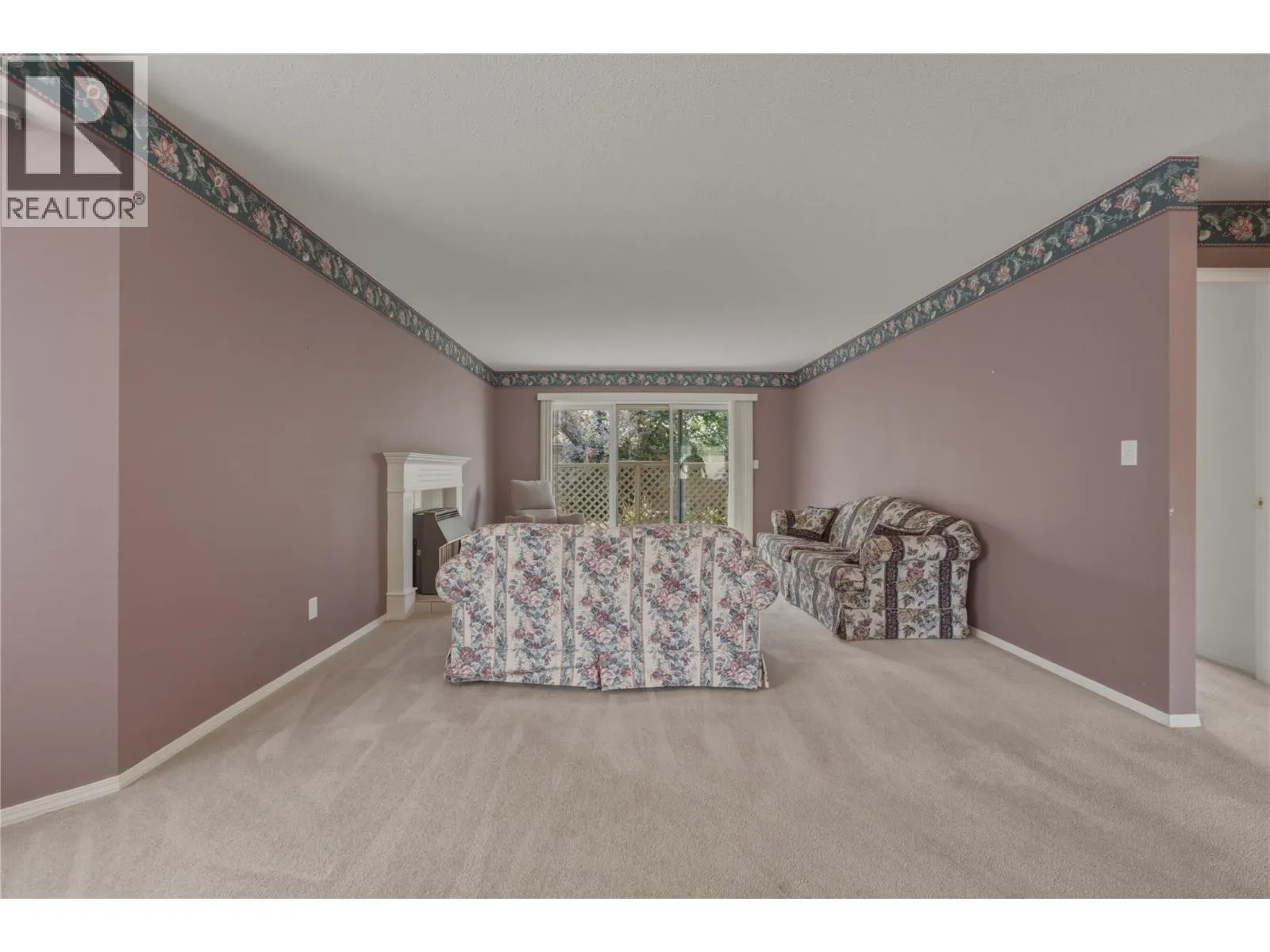 3850 Argyle Avenue Unit# 15